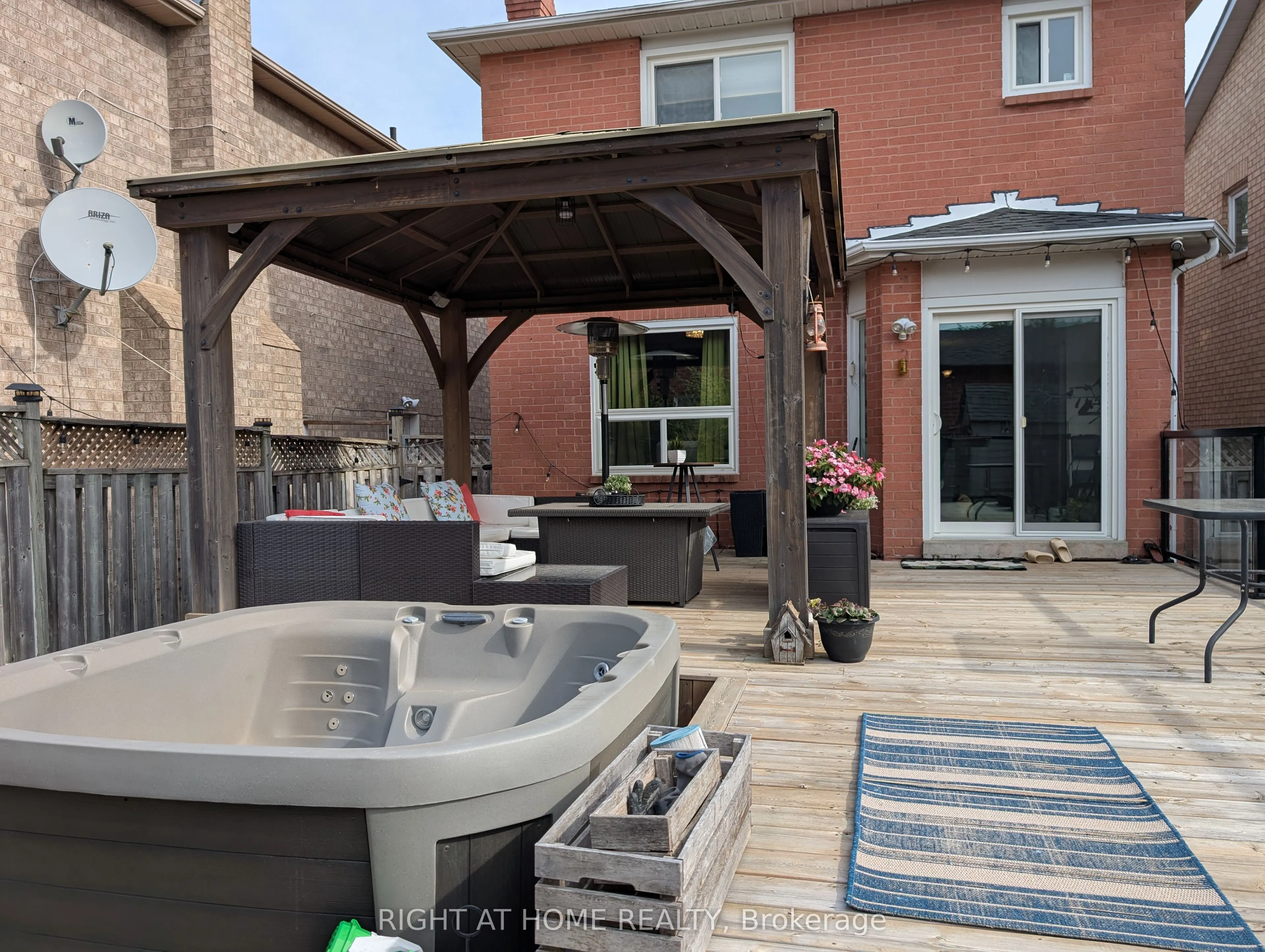 4 Bayel Crescent