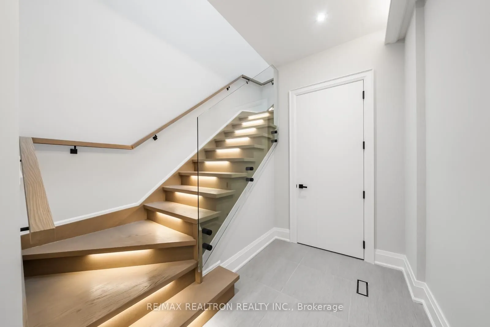 41 Sprucewood Drive