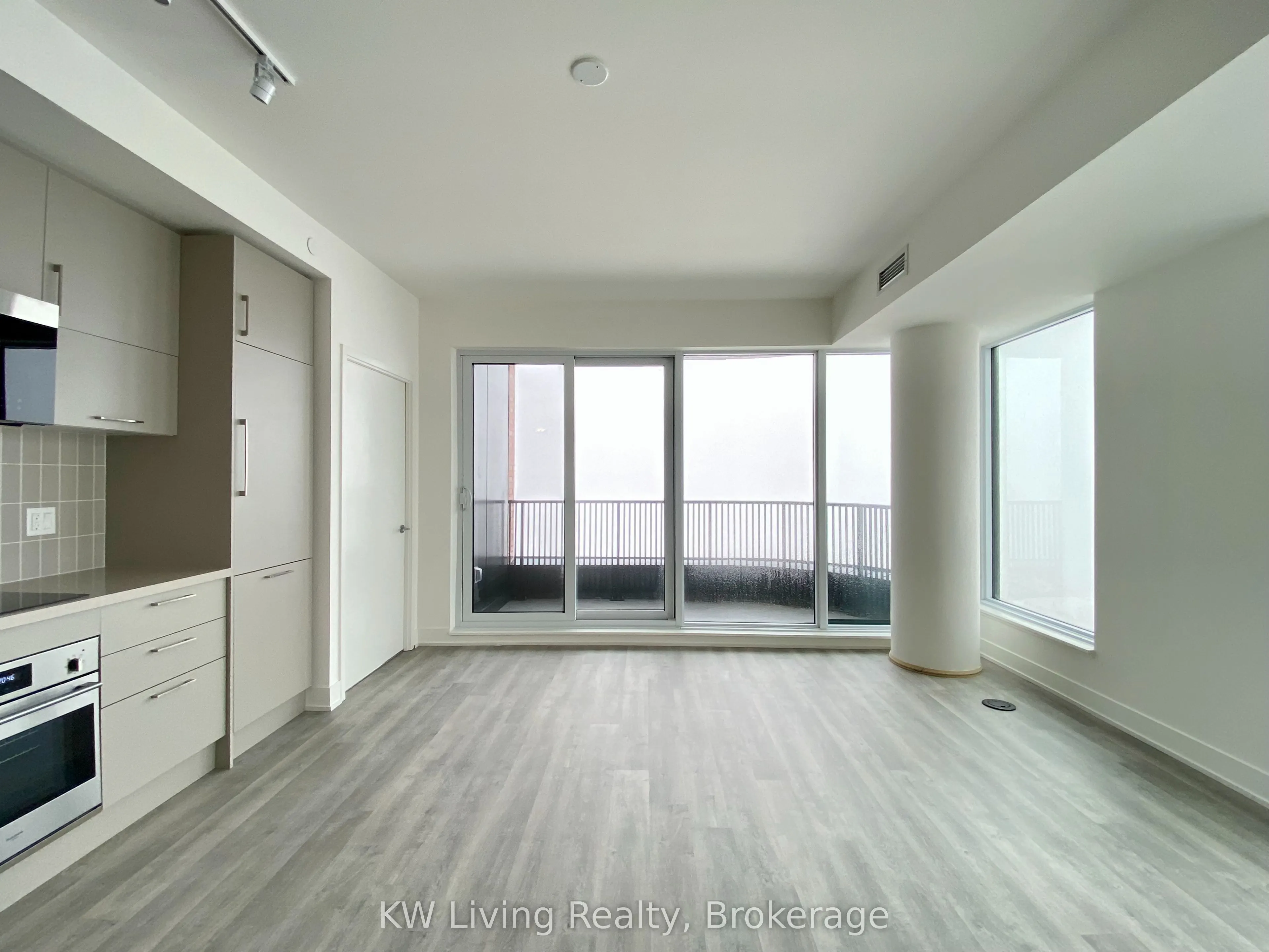 38 Andre de Grasse Street #1907