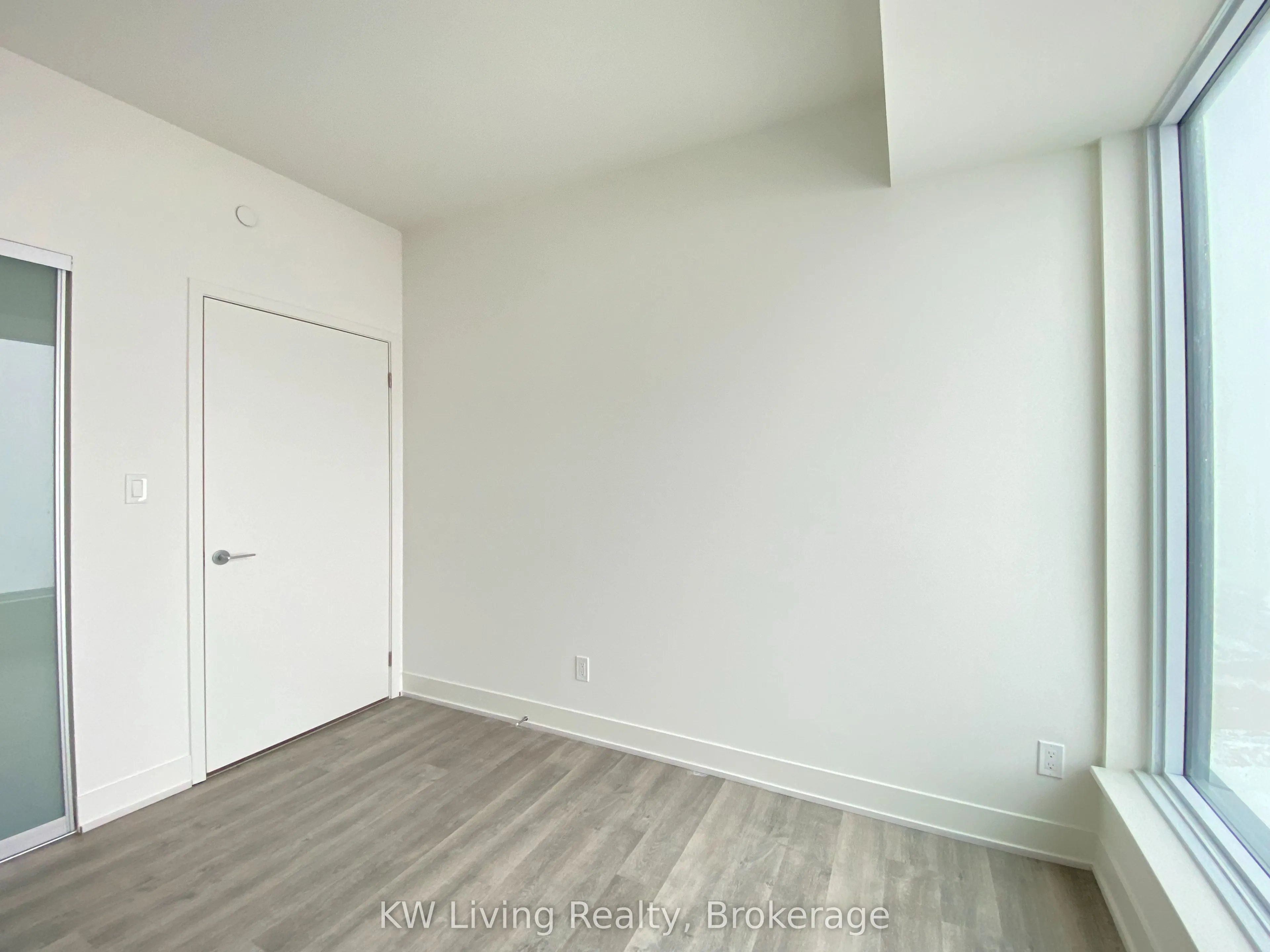 38 Andre de Grasse Street #1907