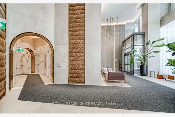 1000 Portage Parkway S #4002