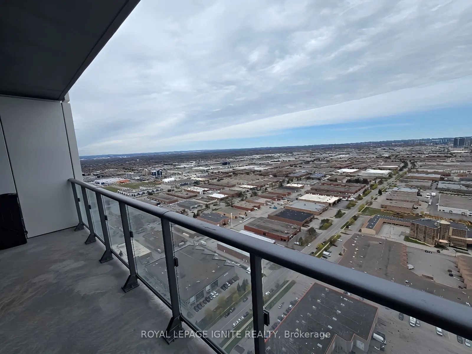 1000 Portage Parkway S #4002