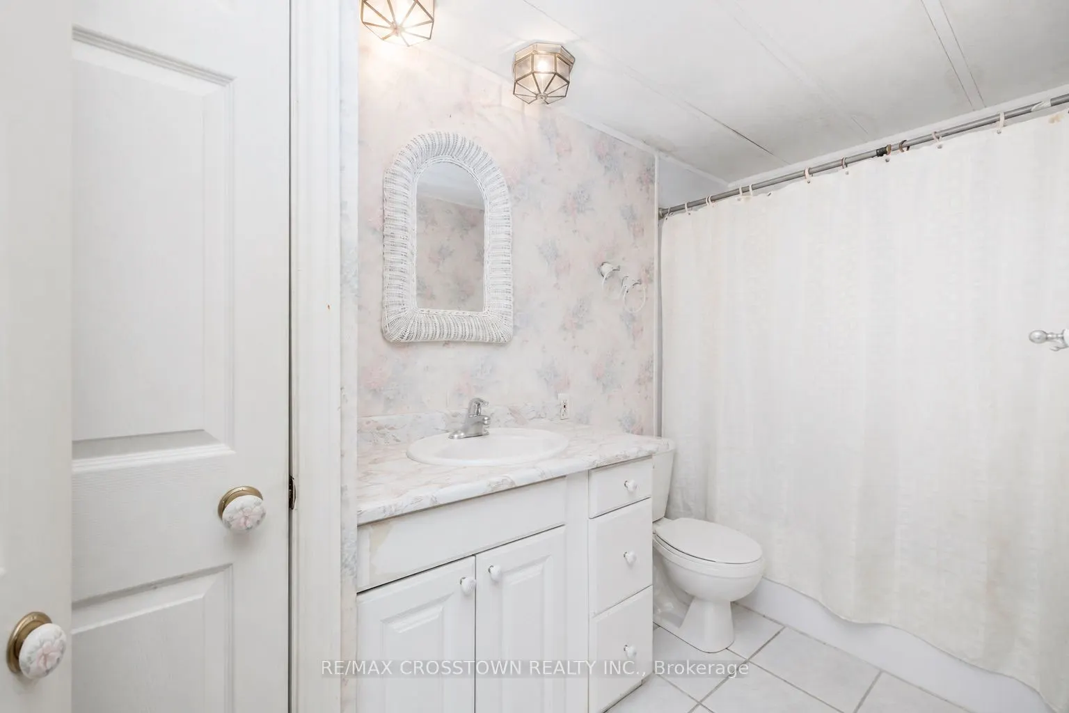 2 Tamarack Court