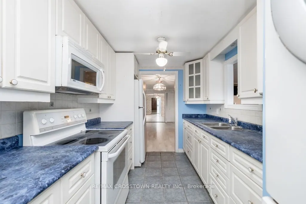 2 Tamarack Court