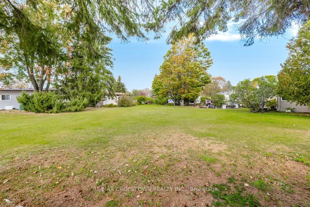 2 Tamarack Court