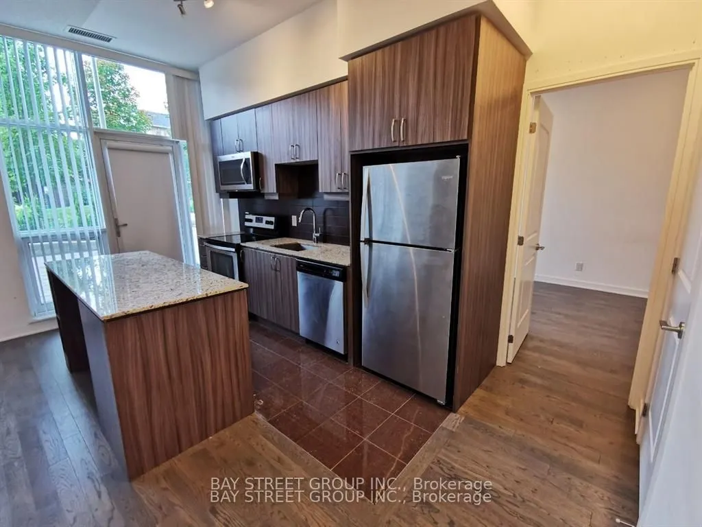9191 yonge Street #106 SW