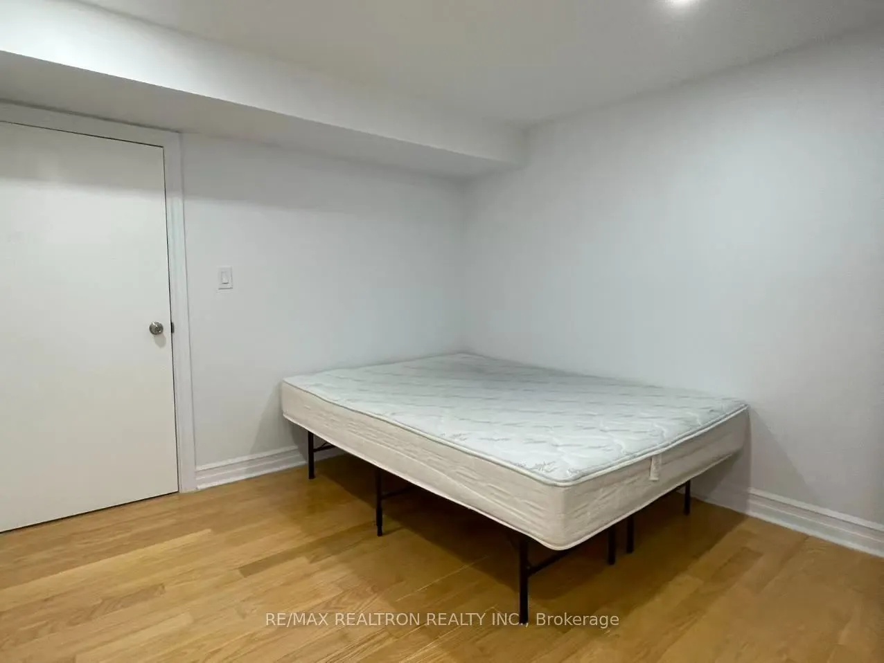 226 Highglen Avenue #Bsmt-Room 2