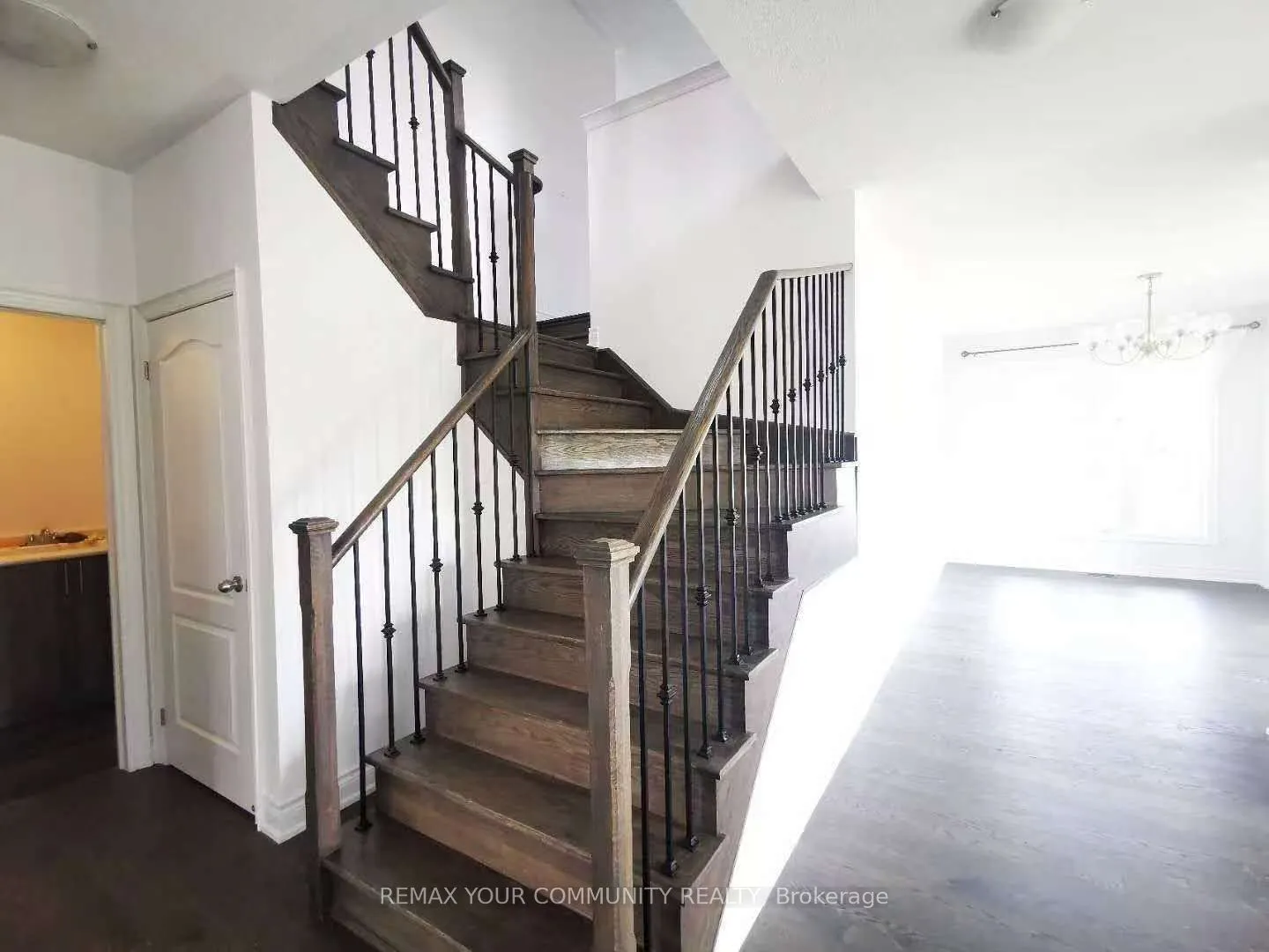4 Beebalm Lane