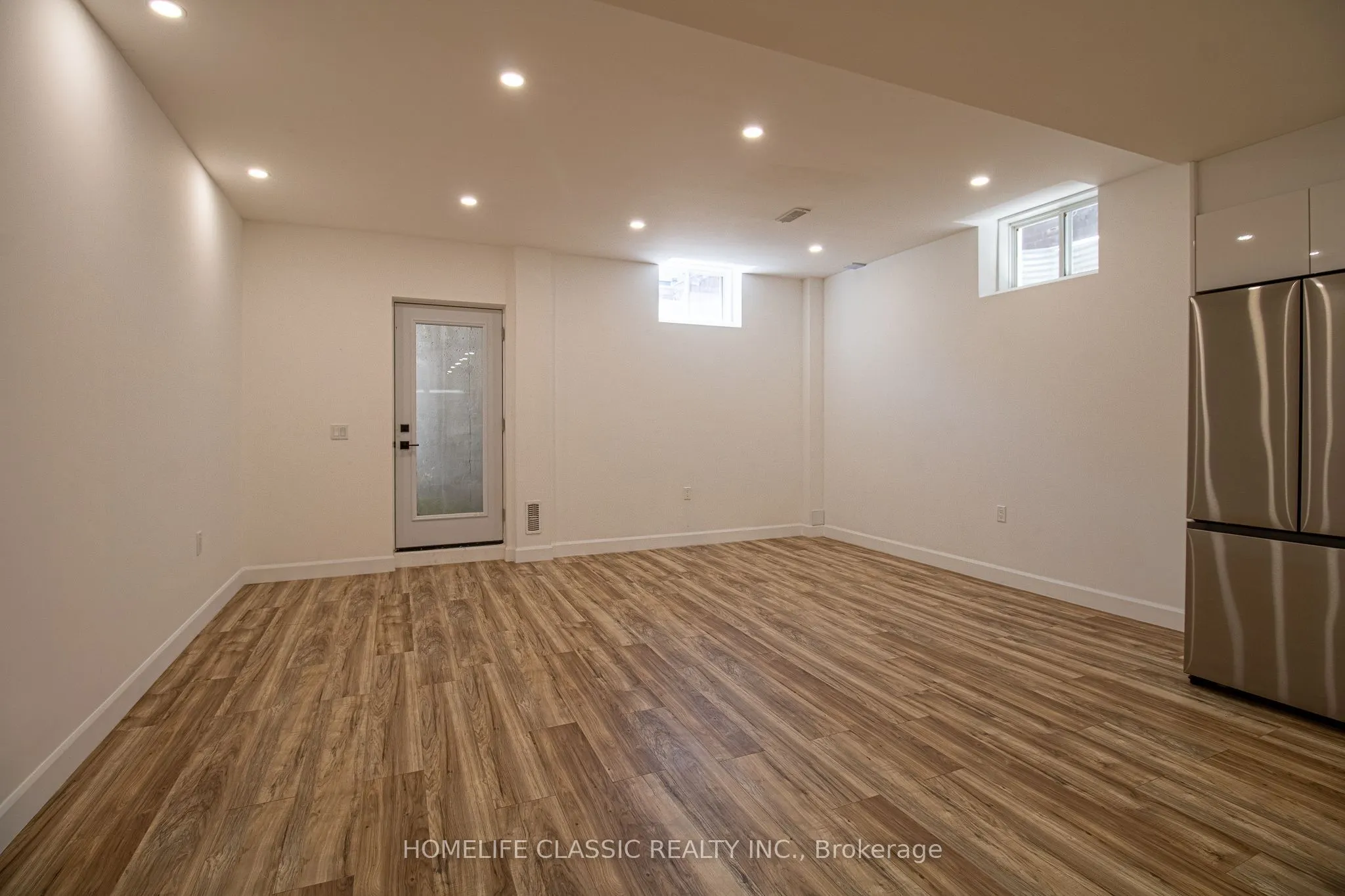 43 Longworth Avenue