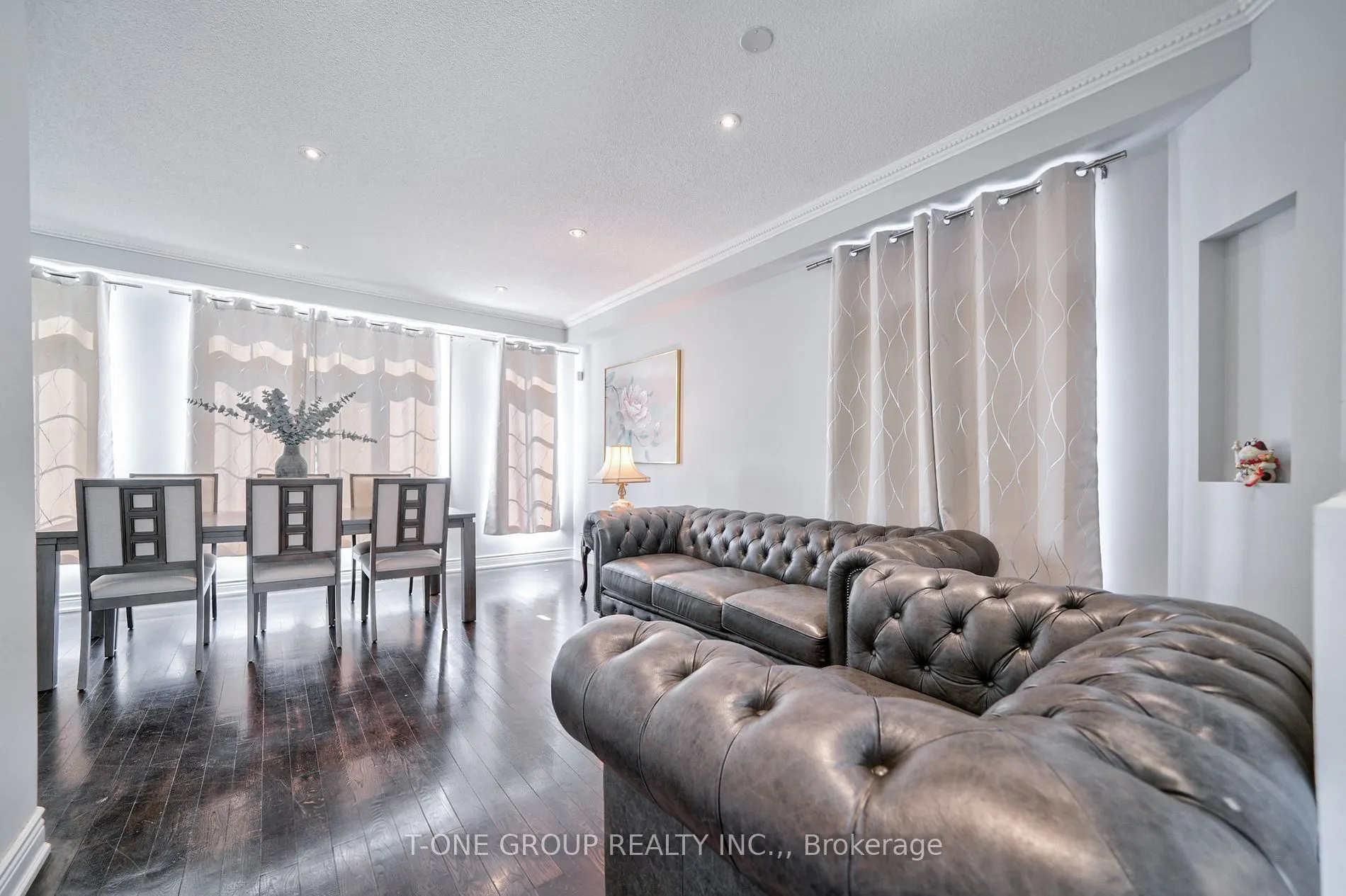 3 Mccaul Street