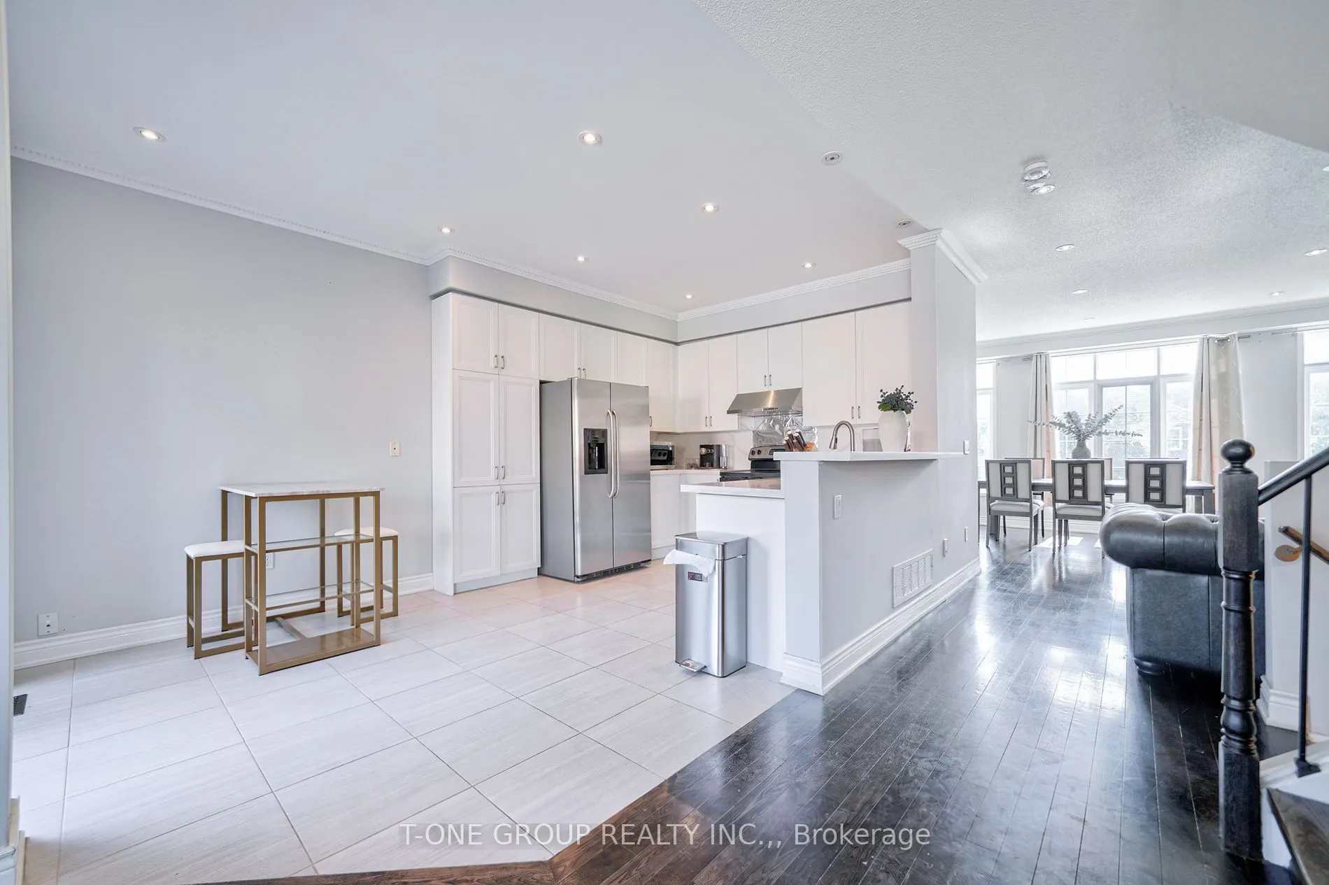 3 Mccaul Street