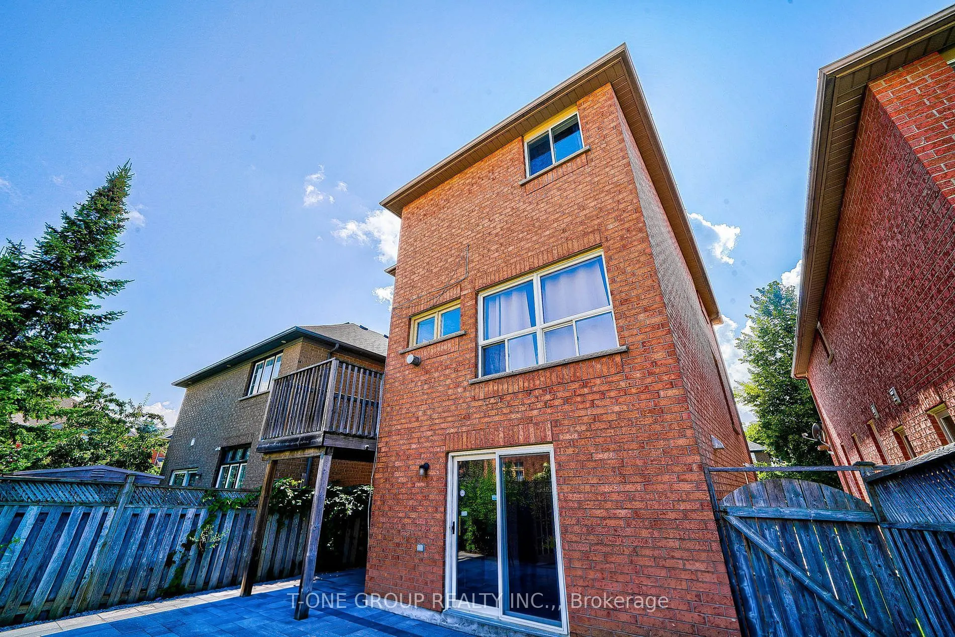 3 Mccaul Street