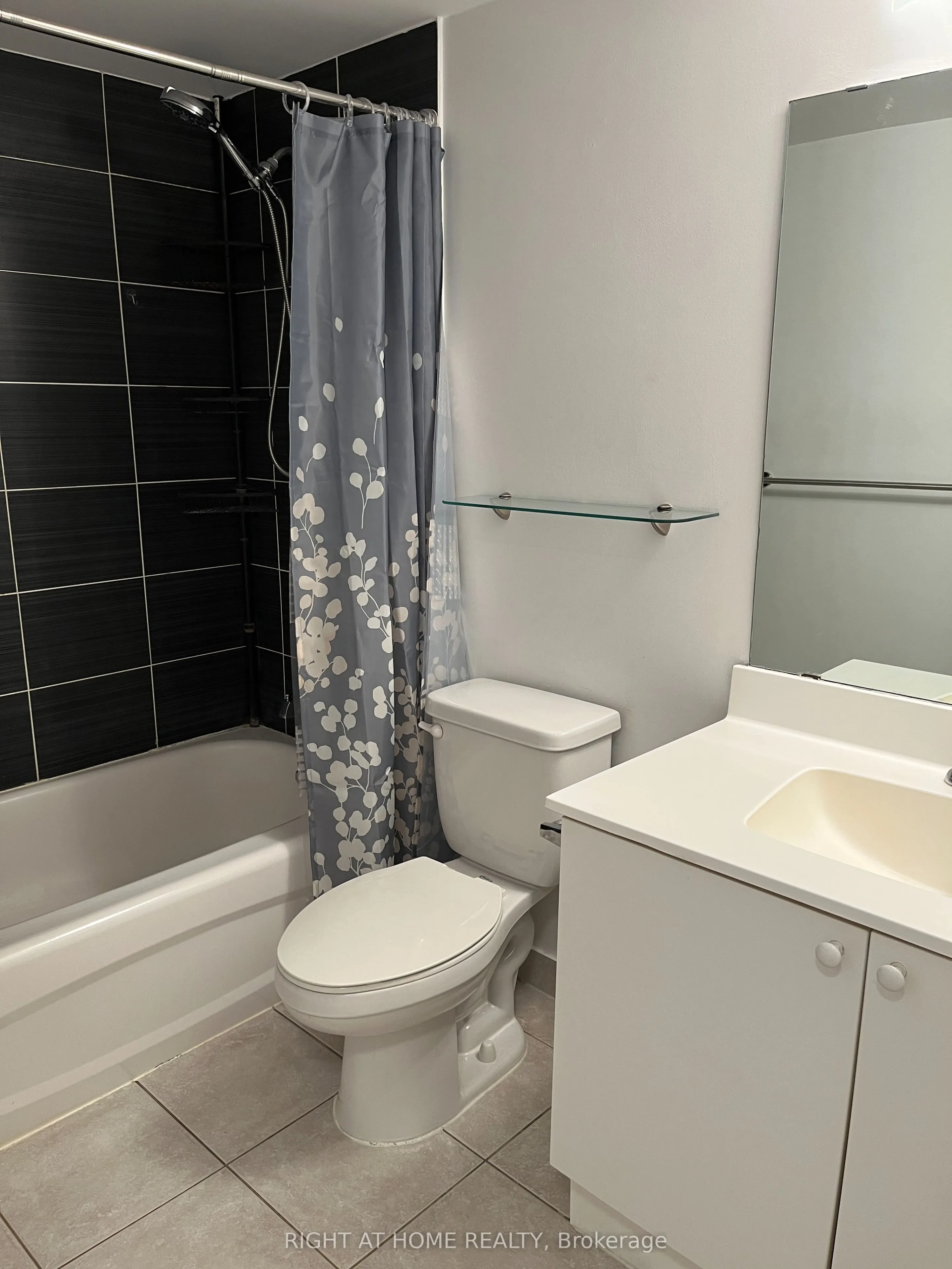 75 South Town Centre Boulevard #509
