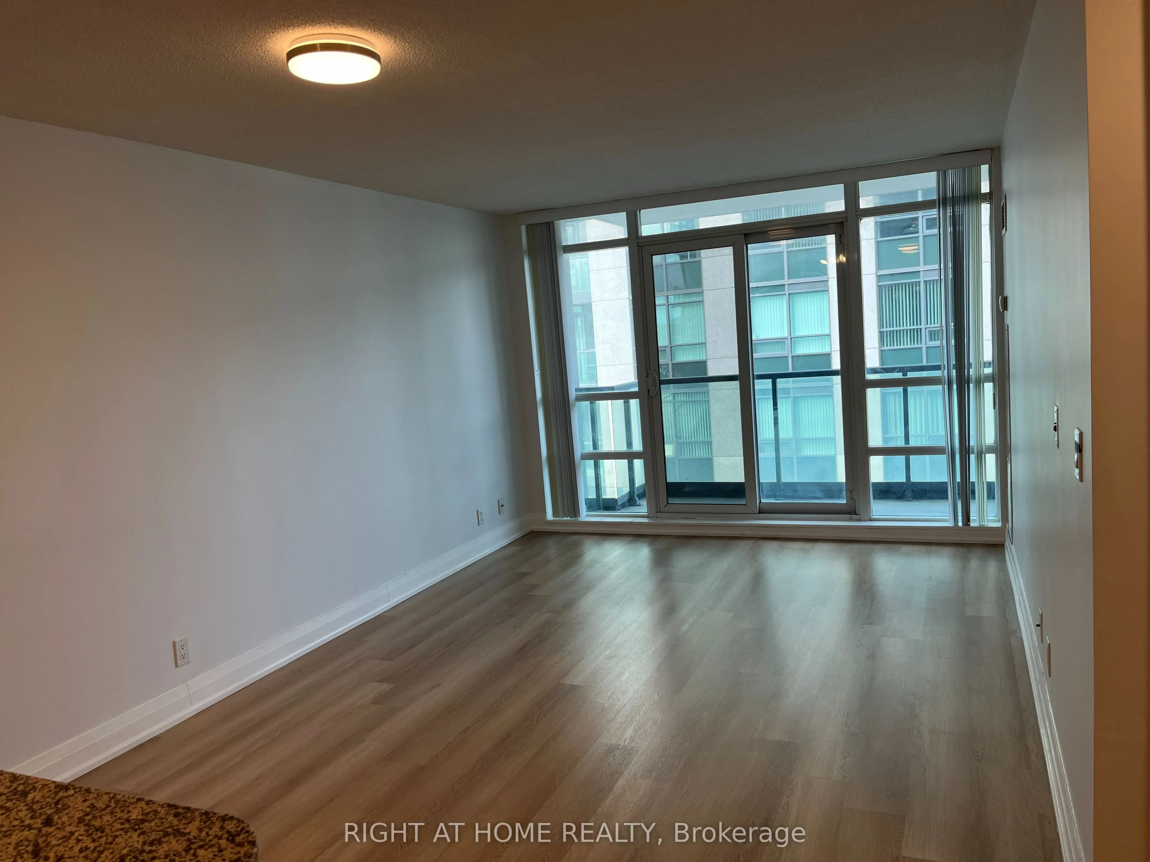 75 South Town Centre Boulevard #509