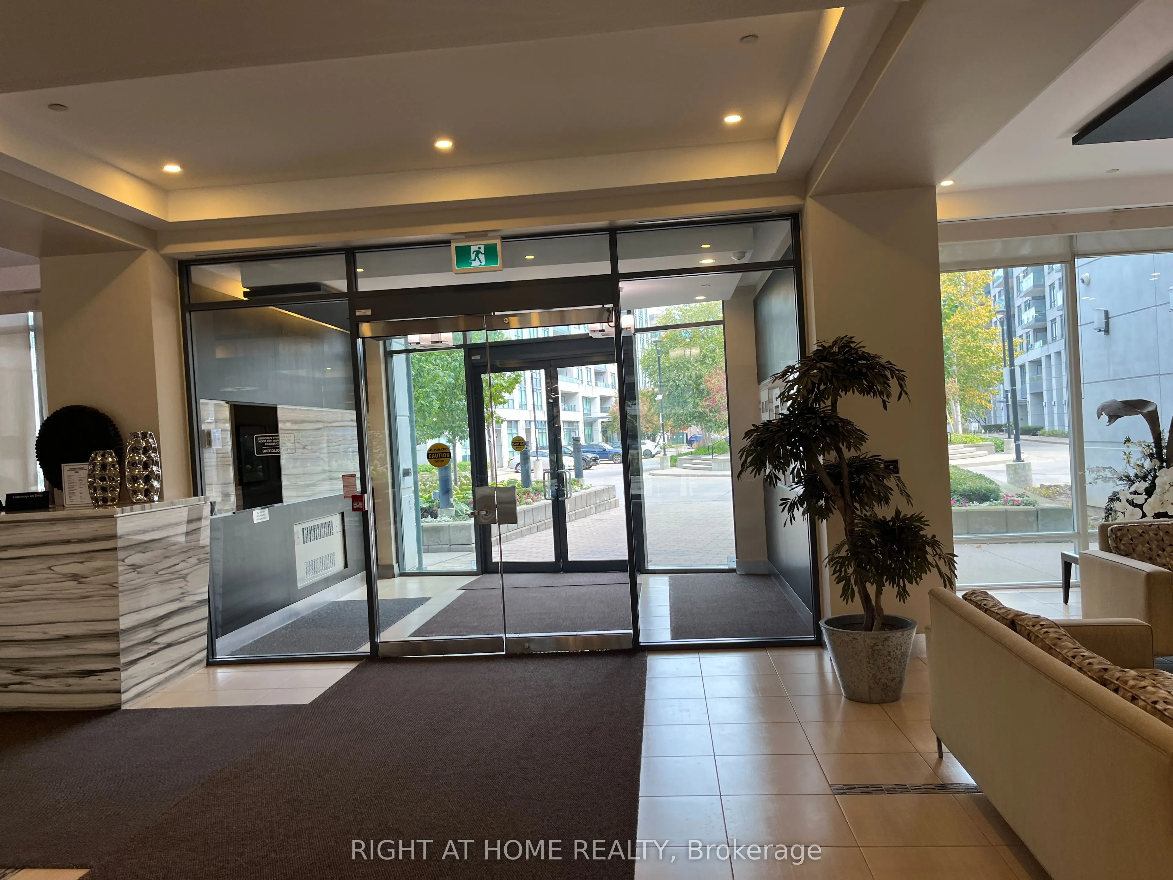 75 South Town Centre Boulevard #509