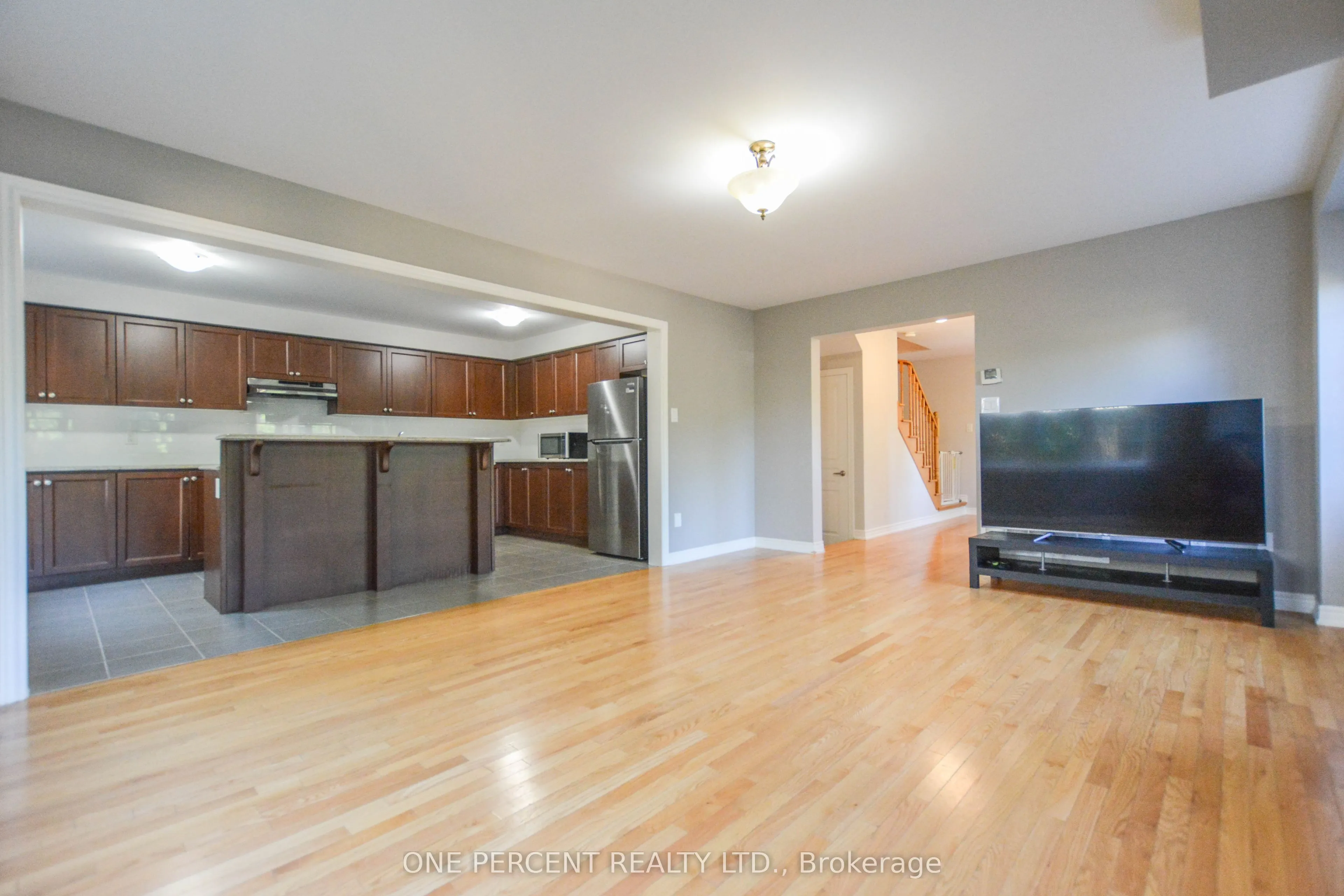 85 Benjamin Hood Crescent