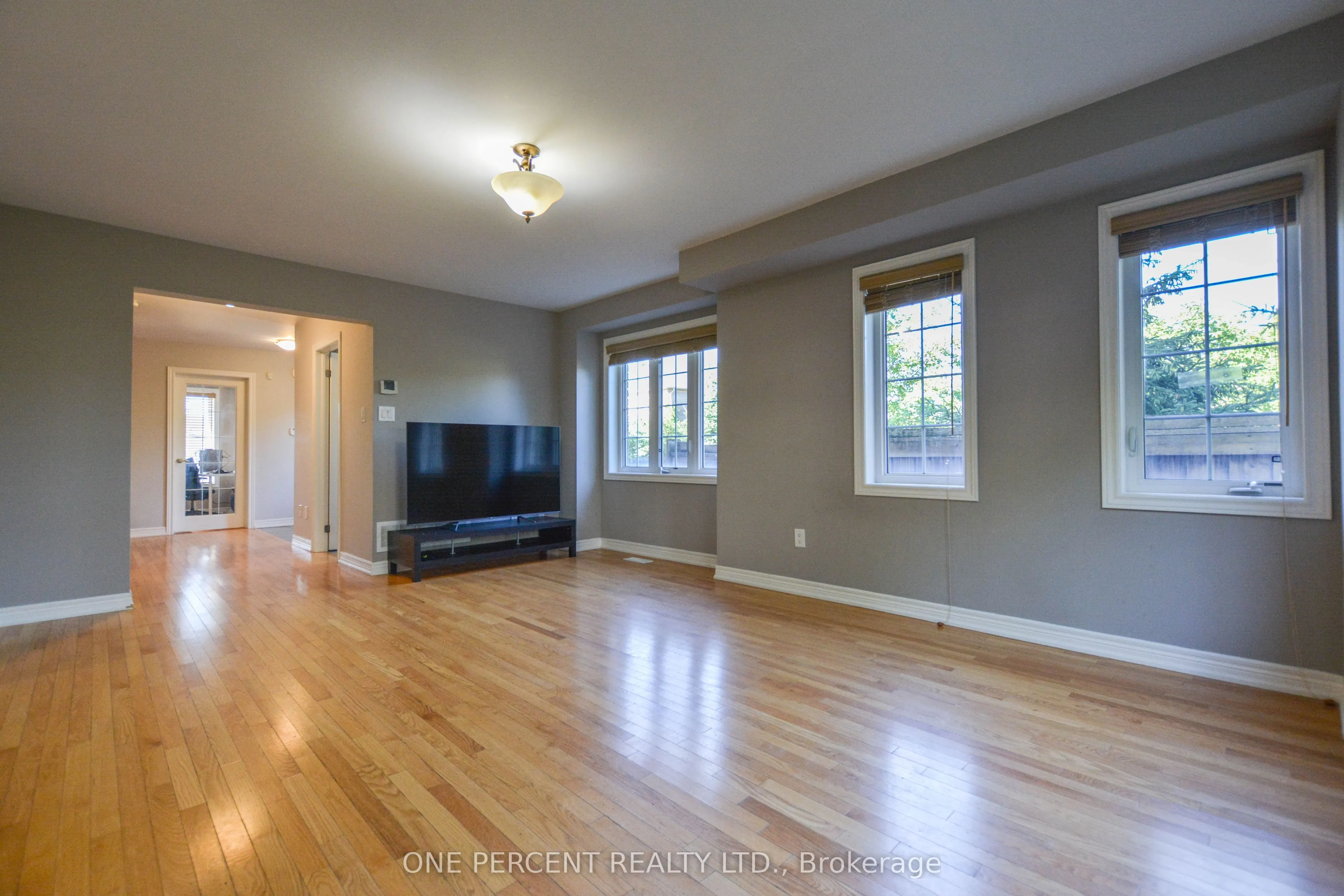 85 Benjamin Hood Crescent