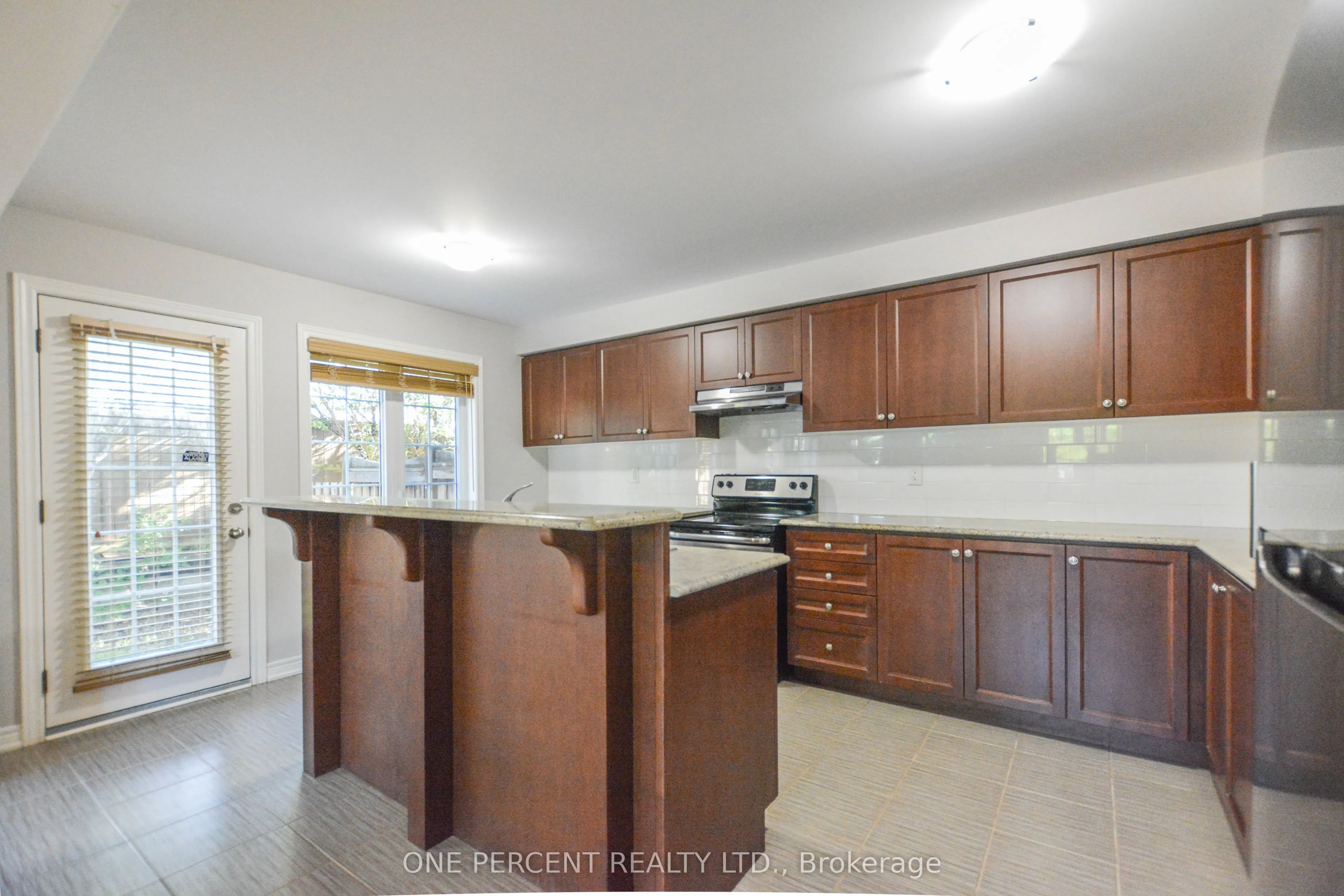 85 Benjamin Hood Crescent