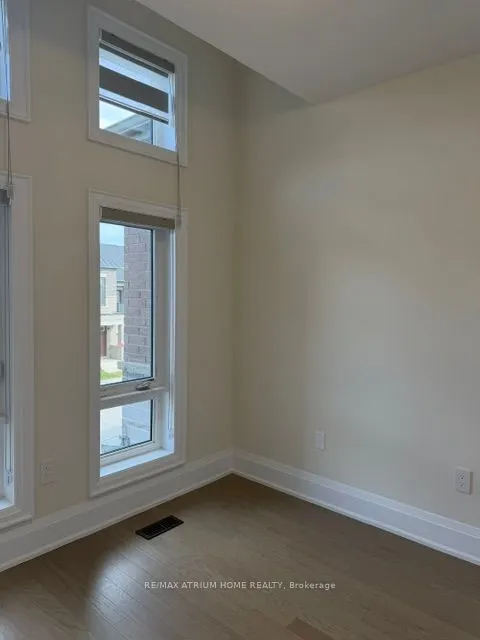 88 Tempel Street