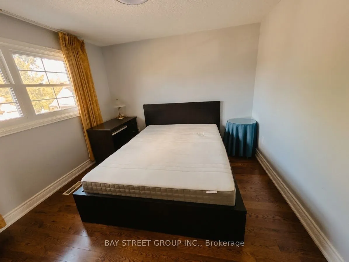 37 Garnish green Grove