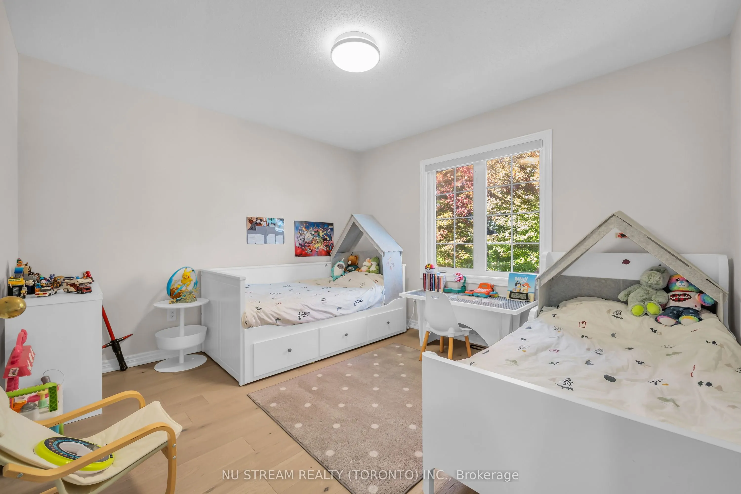 30 Pinecrest Street