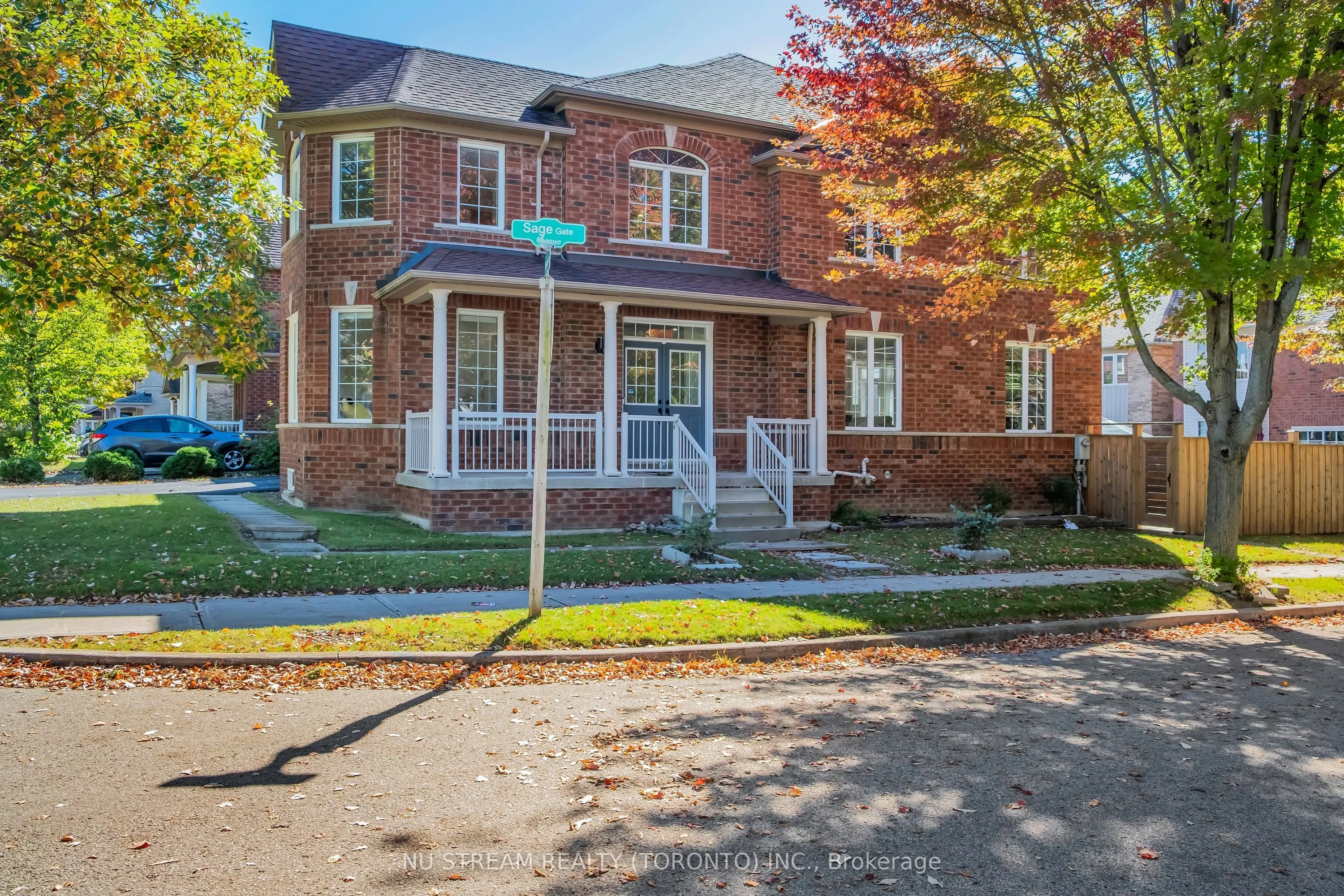 30 Pinecrest Street