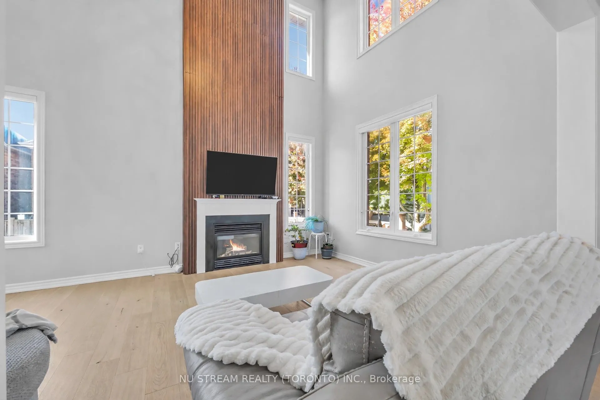 30 Pinecrest Street