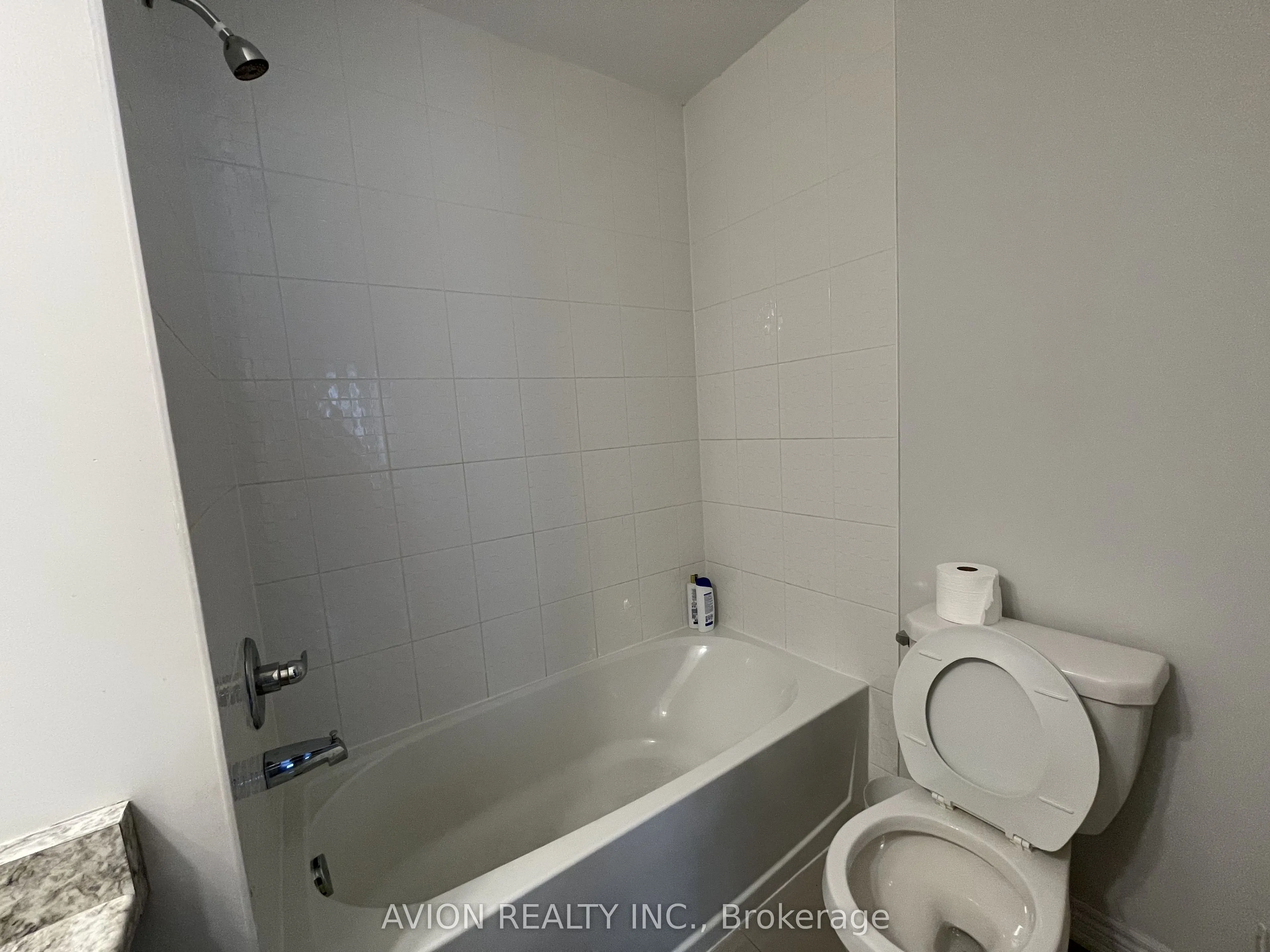 542 Whites Hill Avenue #Coach House