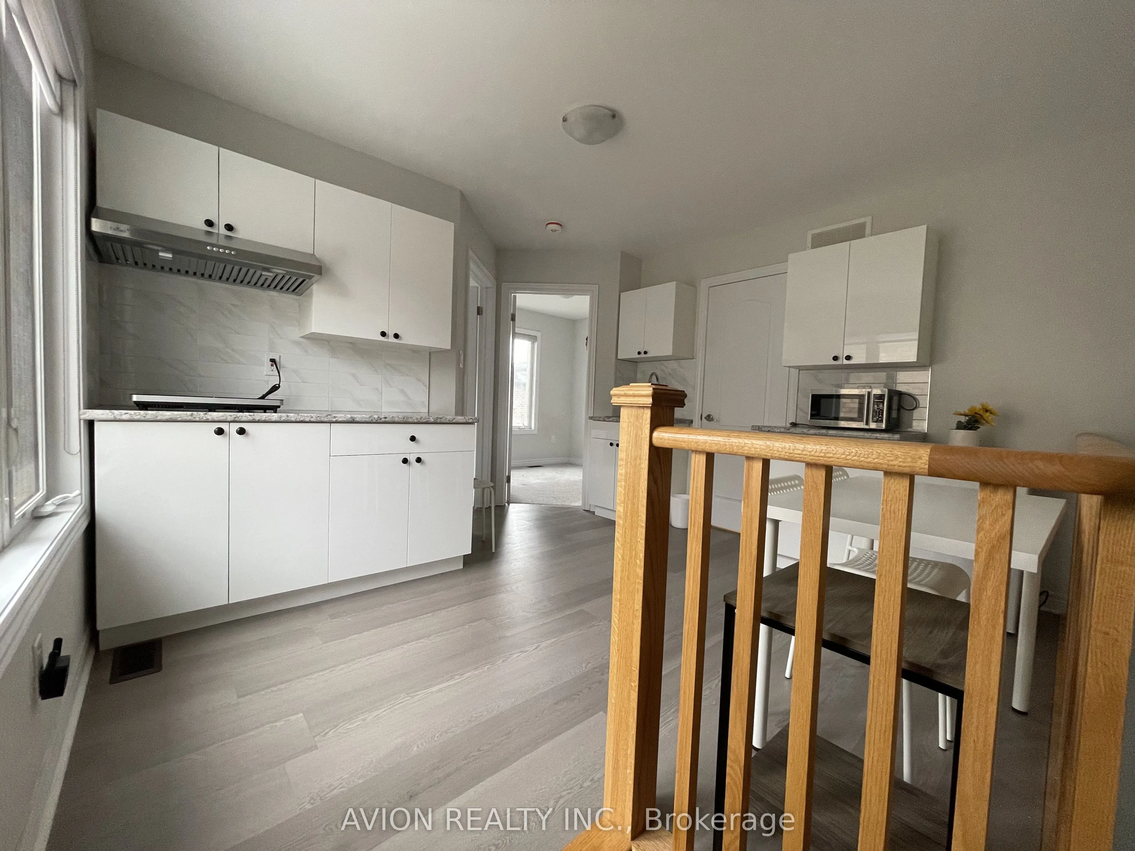 542 Whites Hill Avenue #Coach House