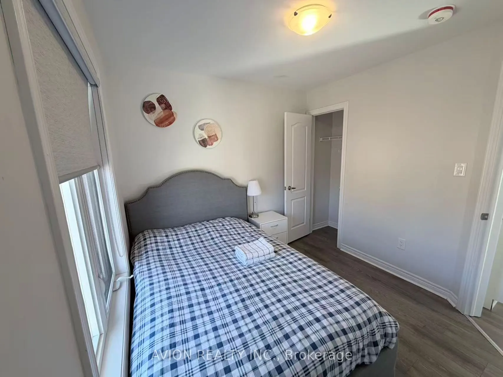 542 Whites Hill Avenue #Coach House