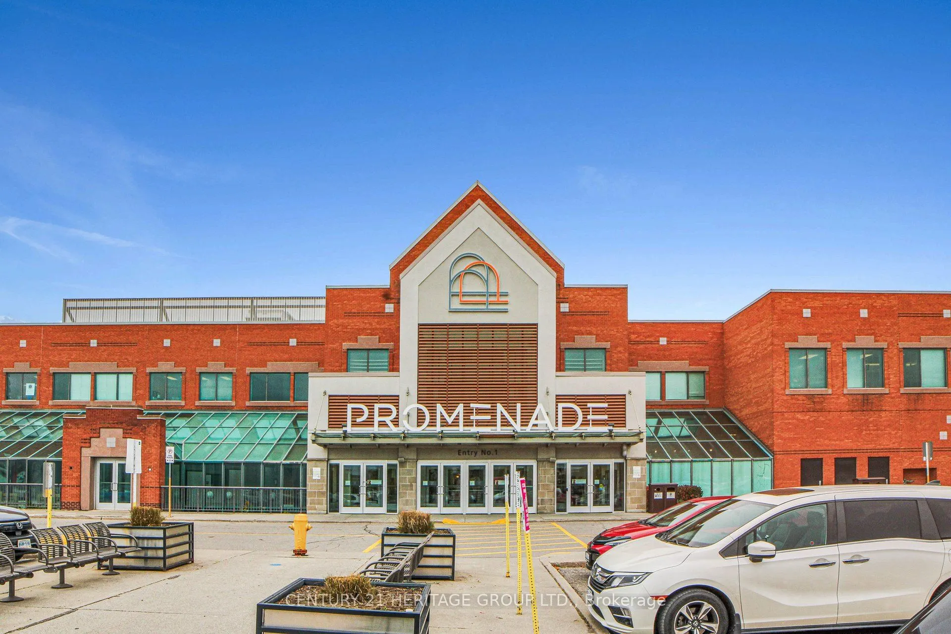30 Upper Mall Way #3504