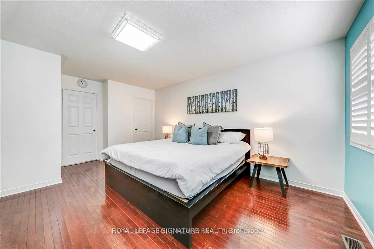 56 Jackson Eli Main Floor Way