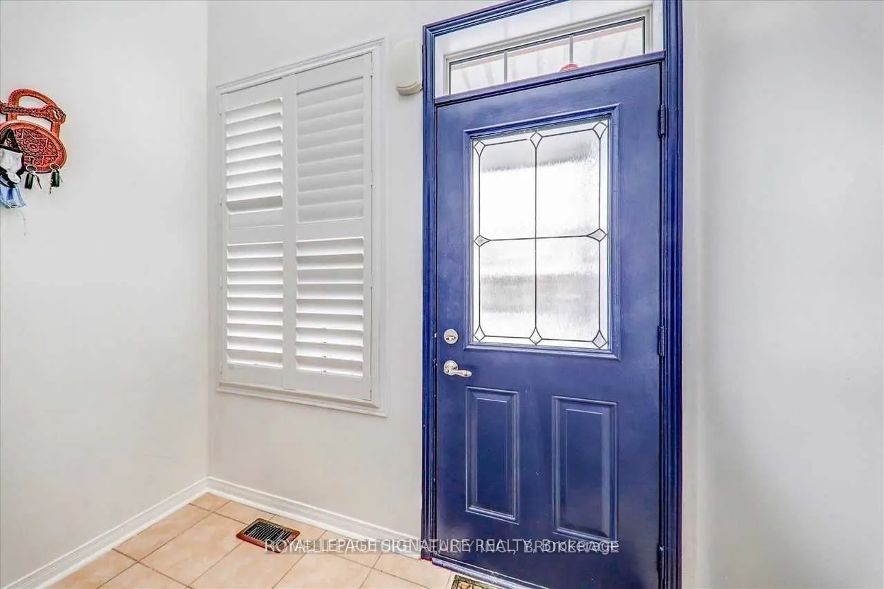 56 Jackson Eli Main Floor Way