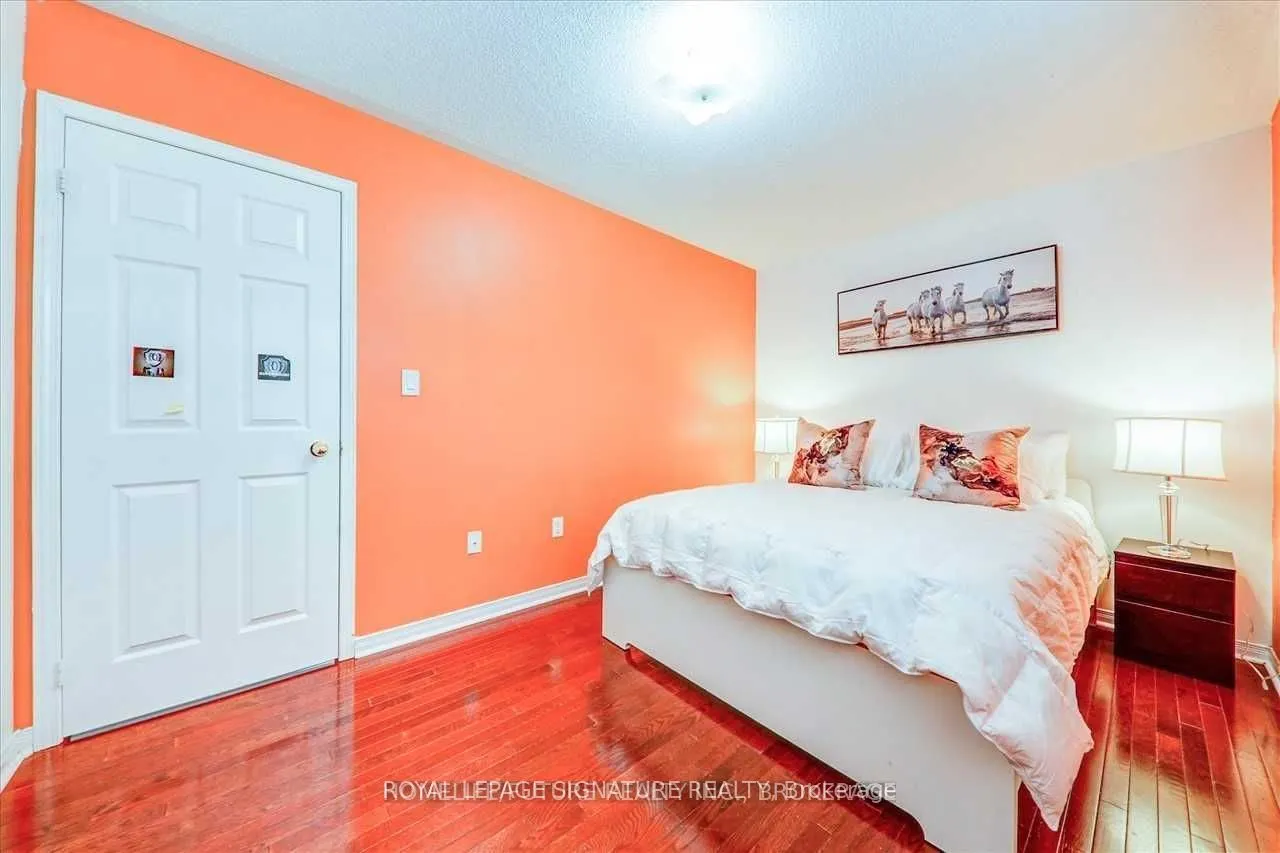 56 Jackson Eli Main Floor Way