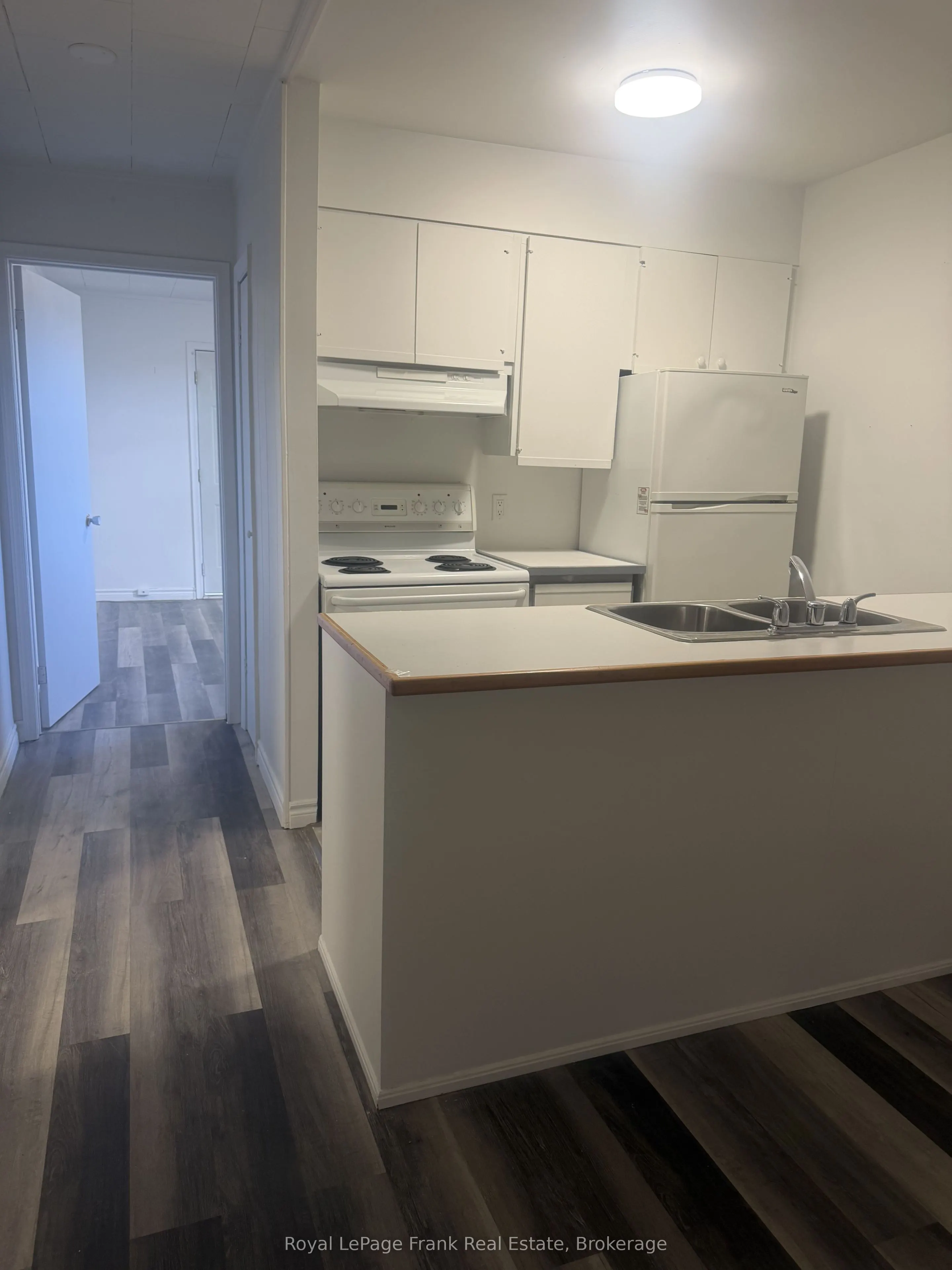10 Brock Street #2 West