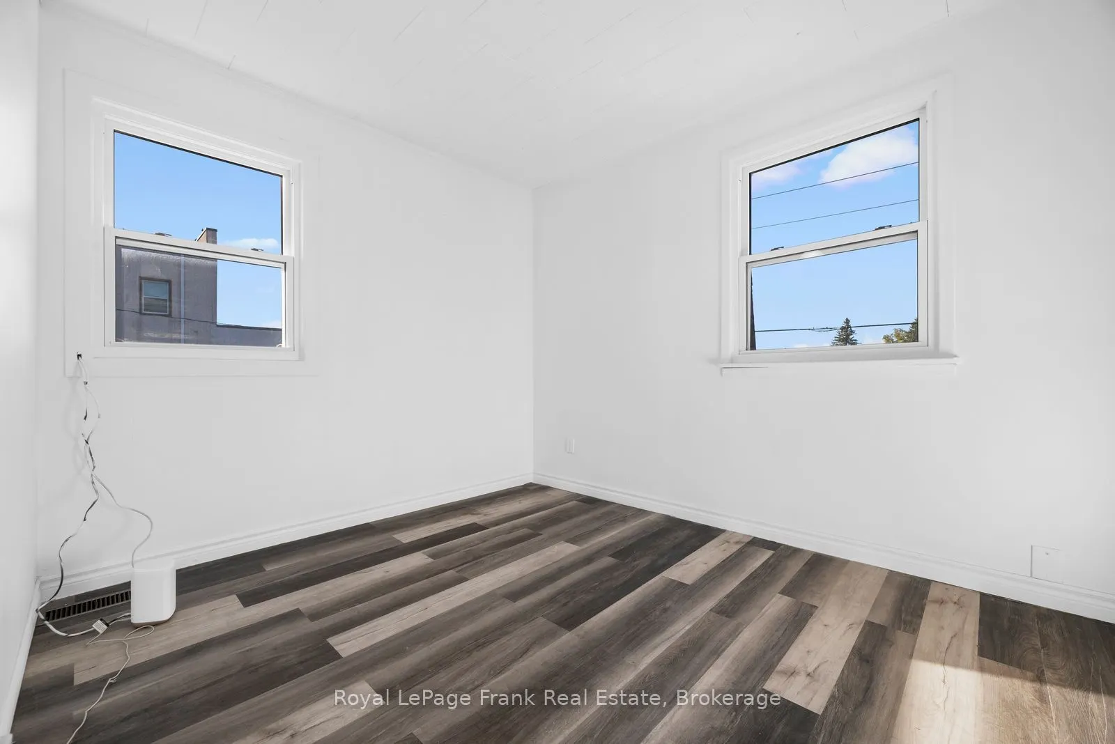 10 Brock Street #2 West