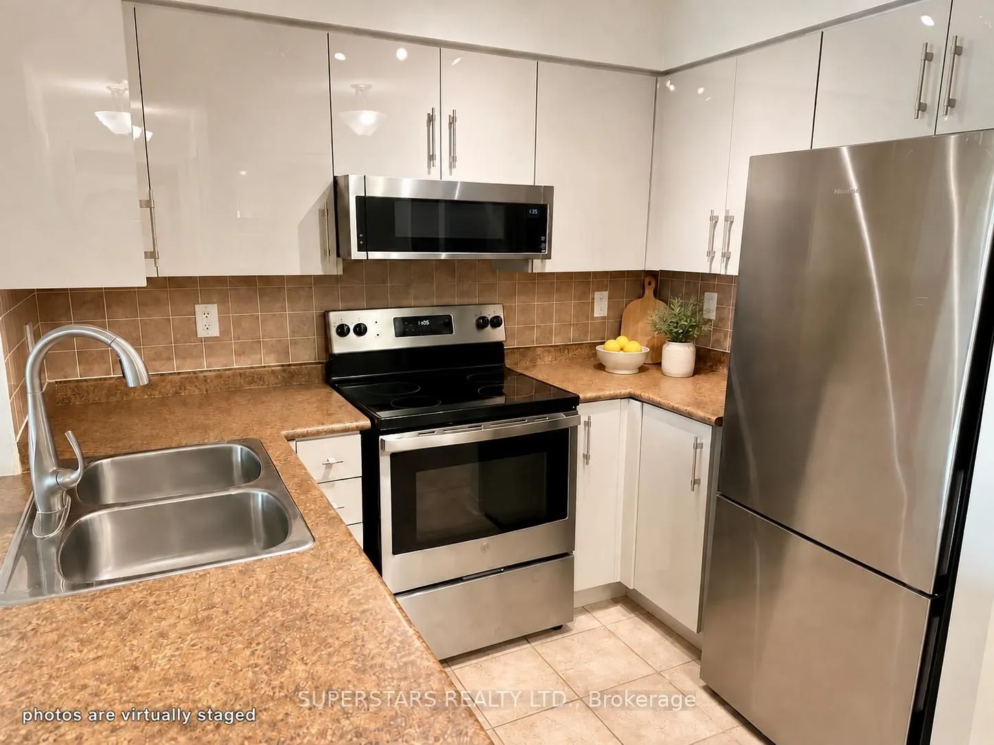 23 Oneida Crescent #PH02
