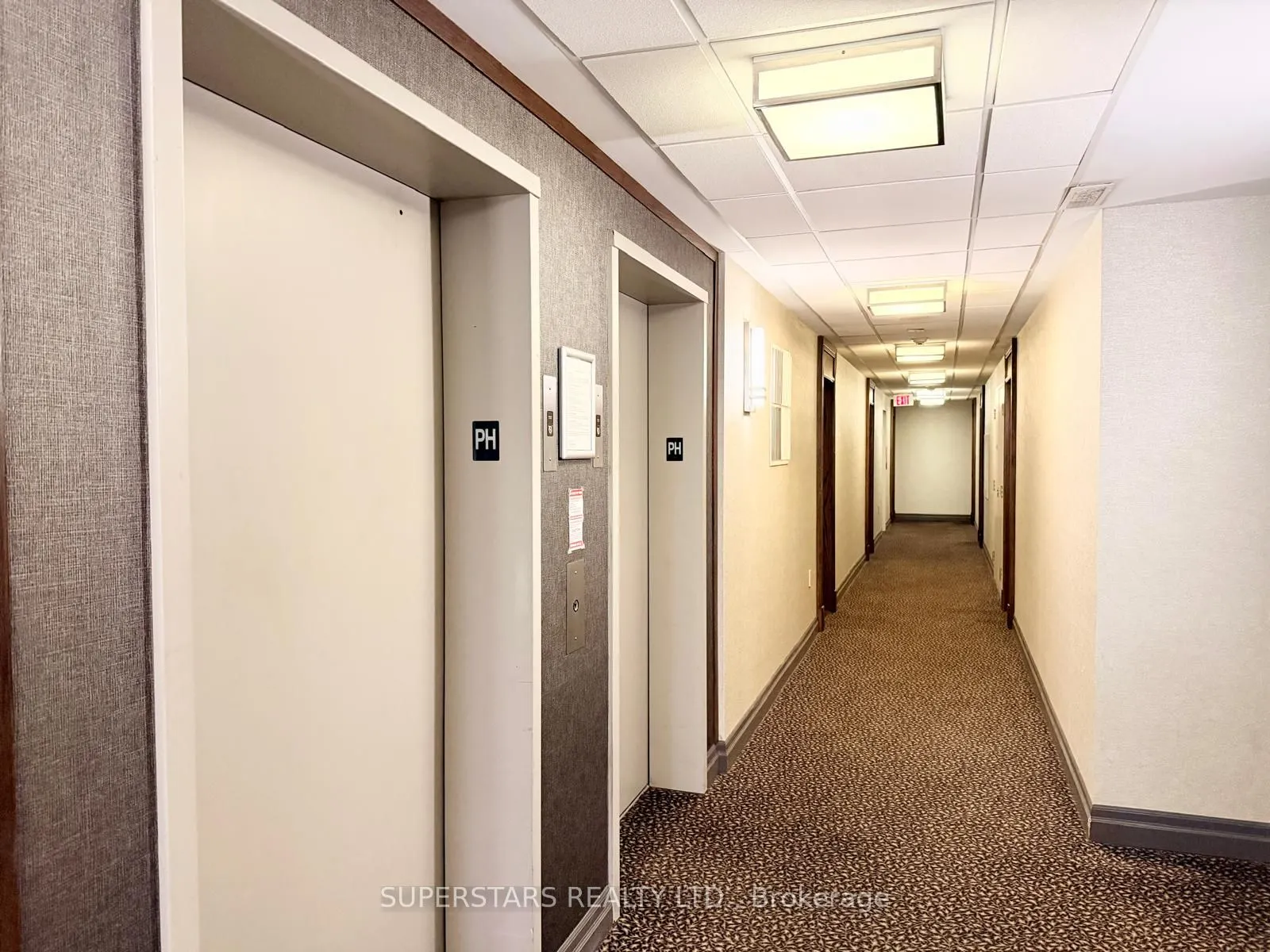 23 Oneida Crescent #PH02