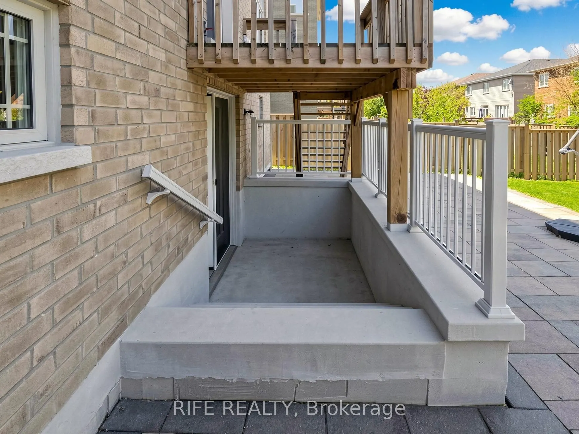 18 Rossini Drive