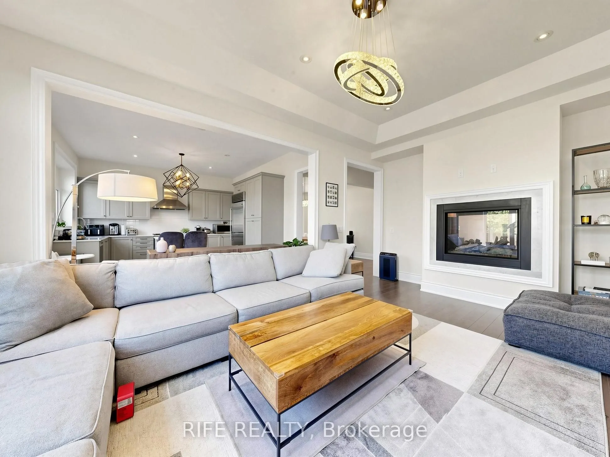 18 Rossini Drive