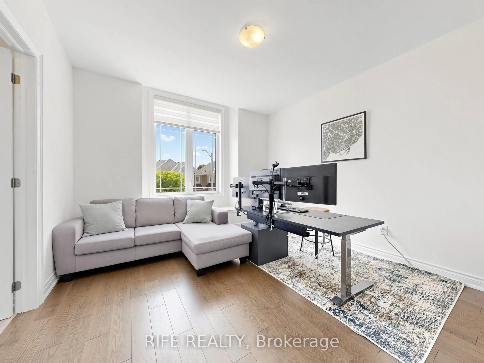 18 Rossini Drive