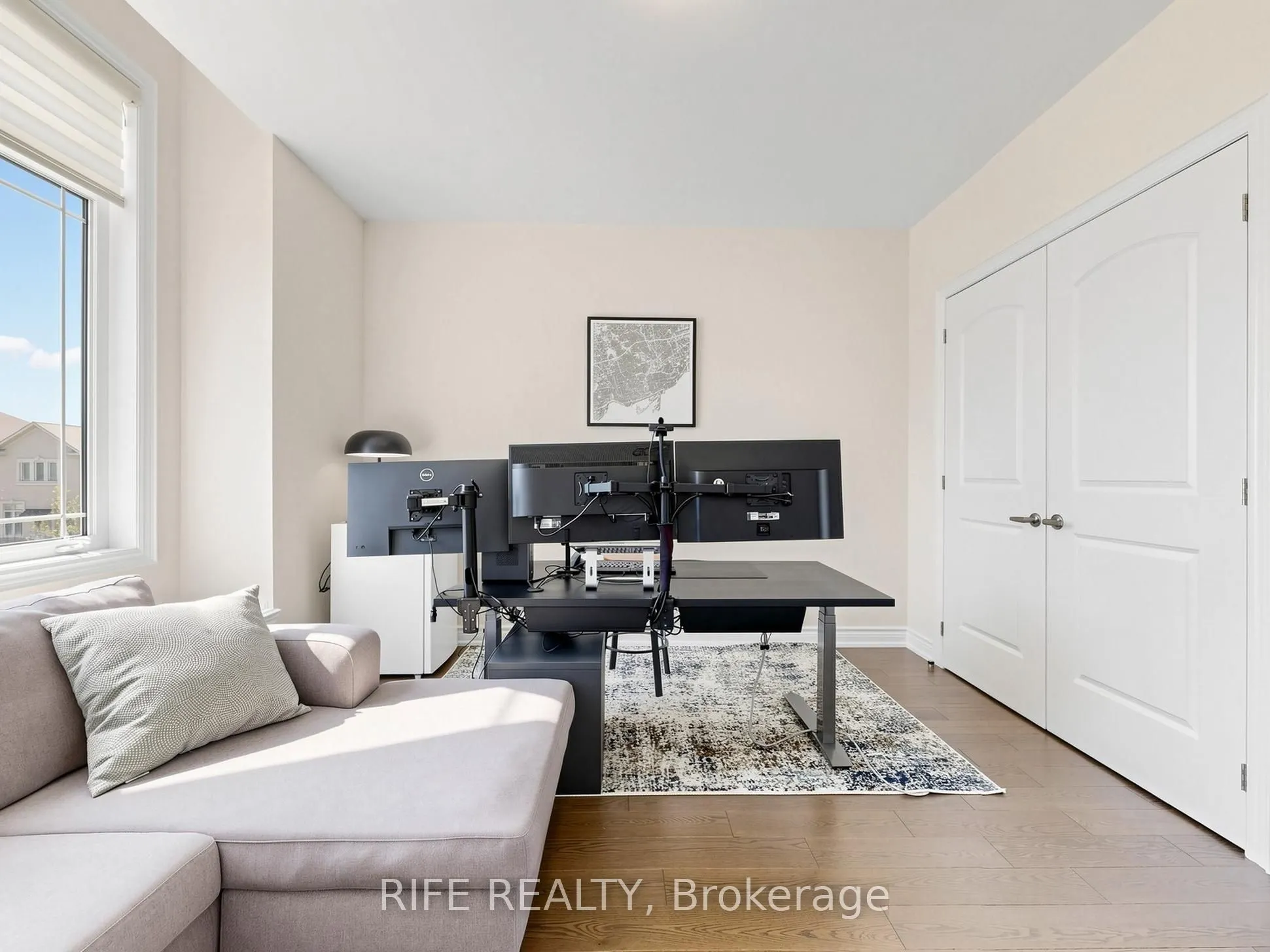 18 Rossini Drive