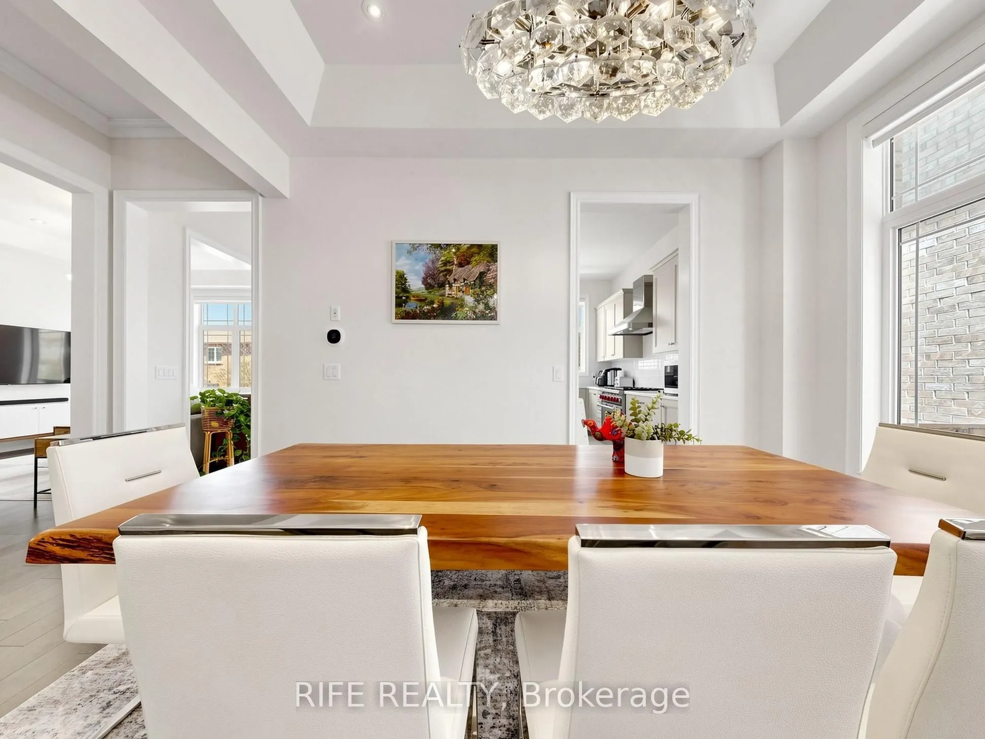 18 Rossini Drive