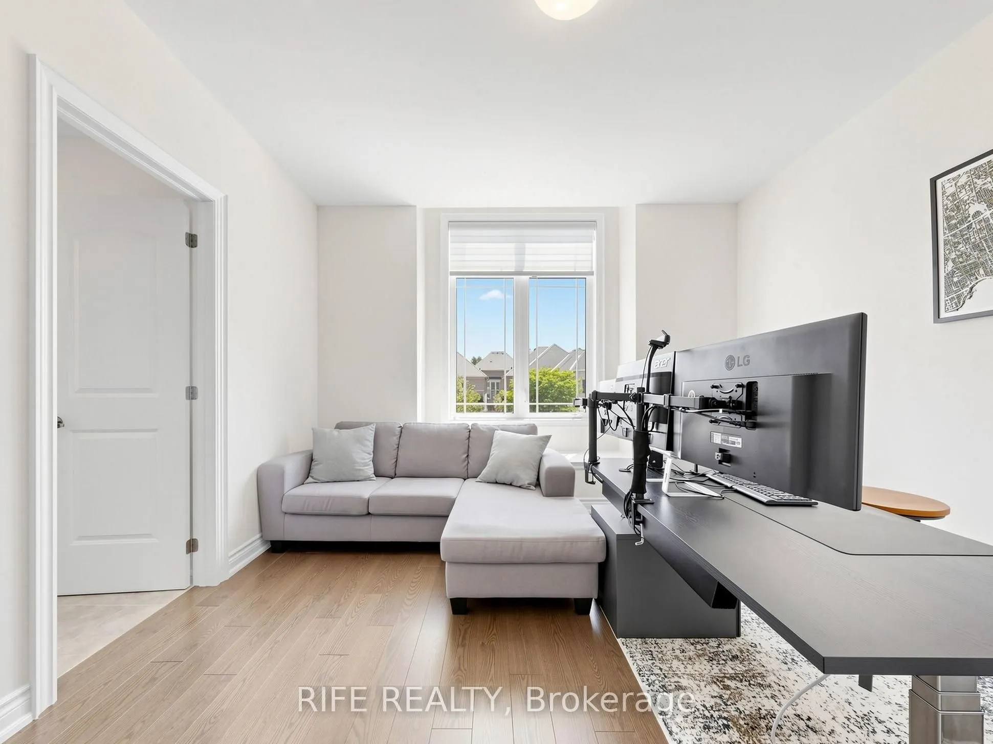 18 Rossini Drive