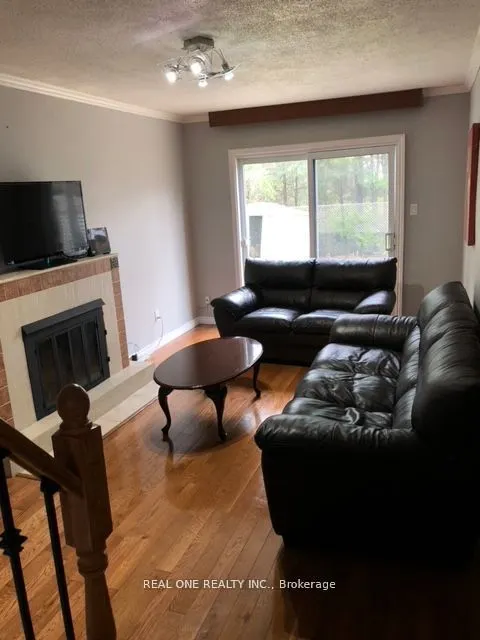 35 Springhead Garden