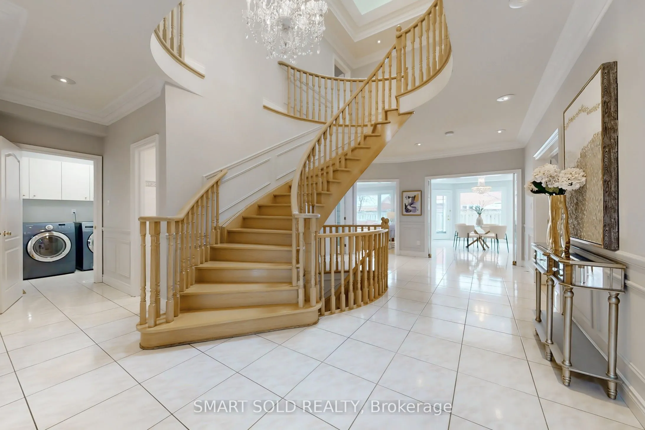 31 Black Walnut Crescent
