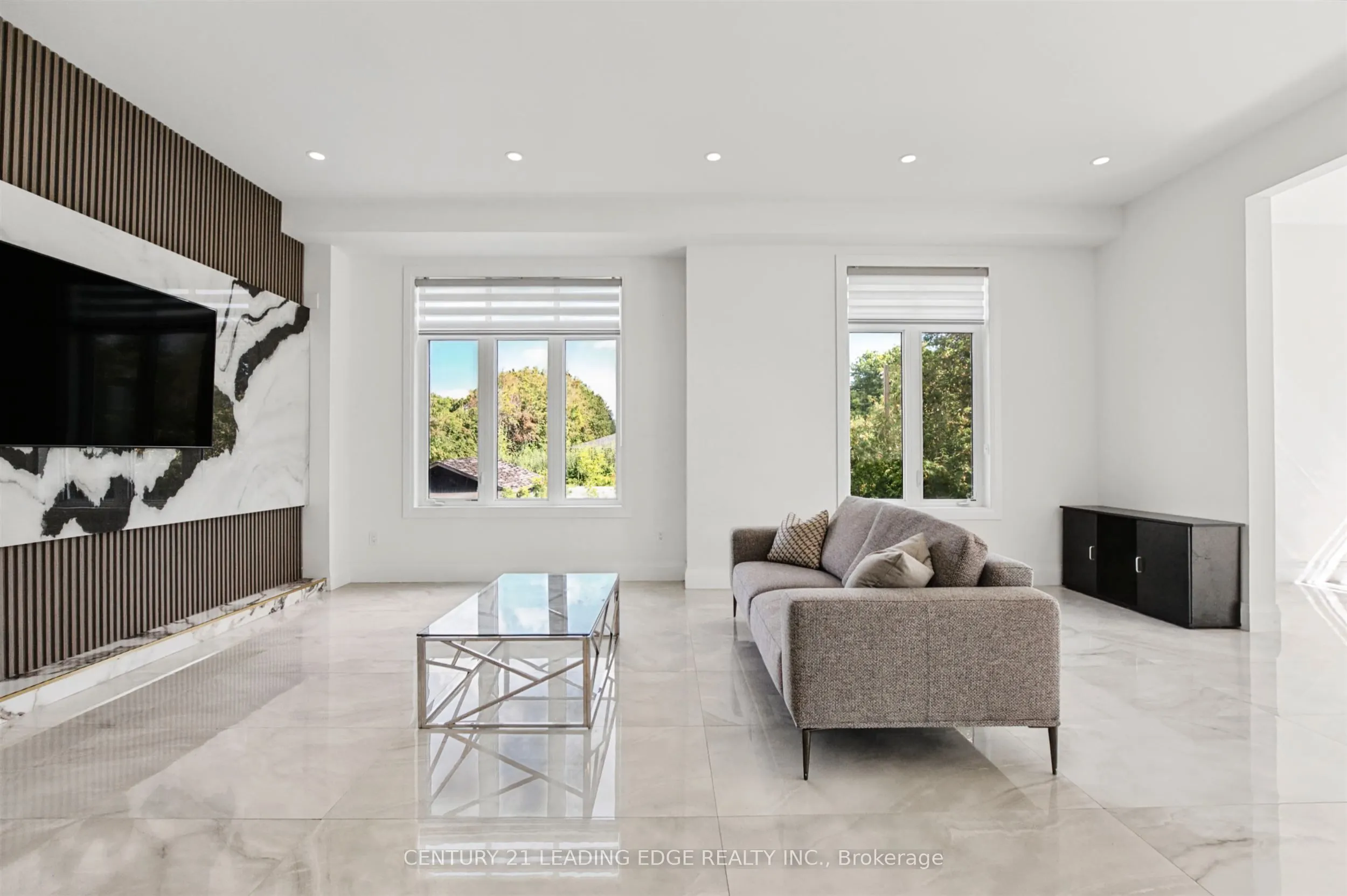 309 Gibson Circle