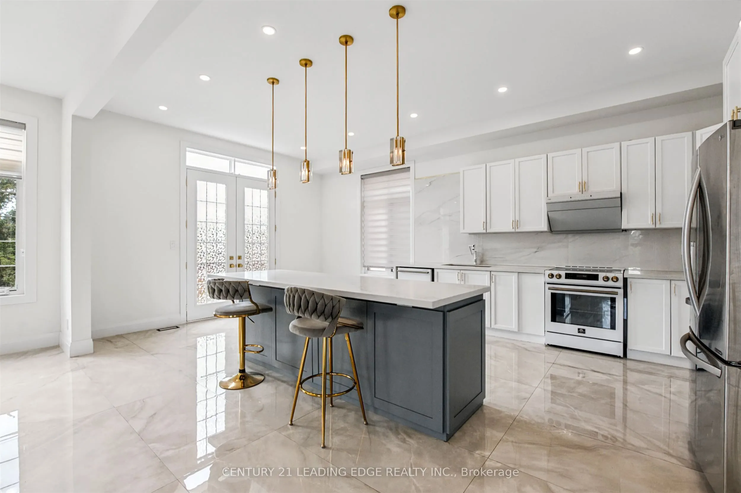 309 Gibson Circle