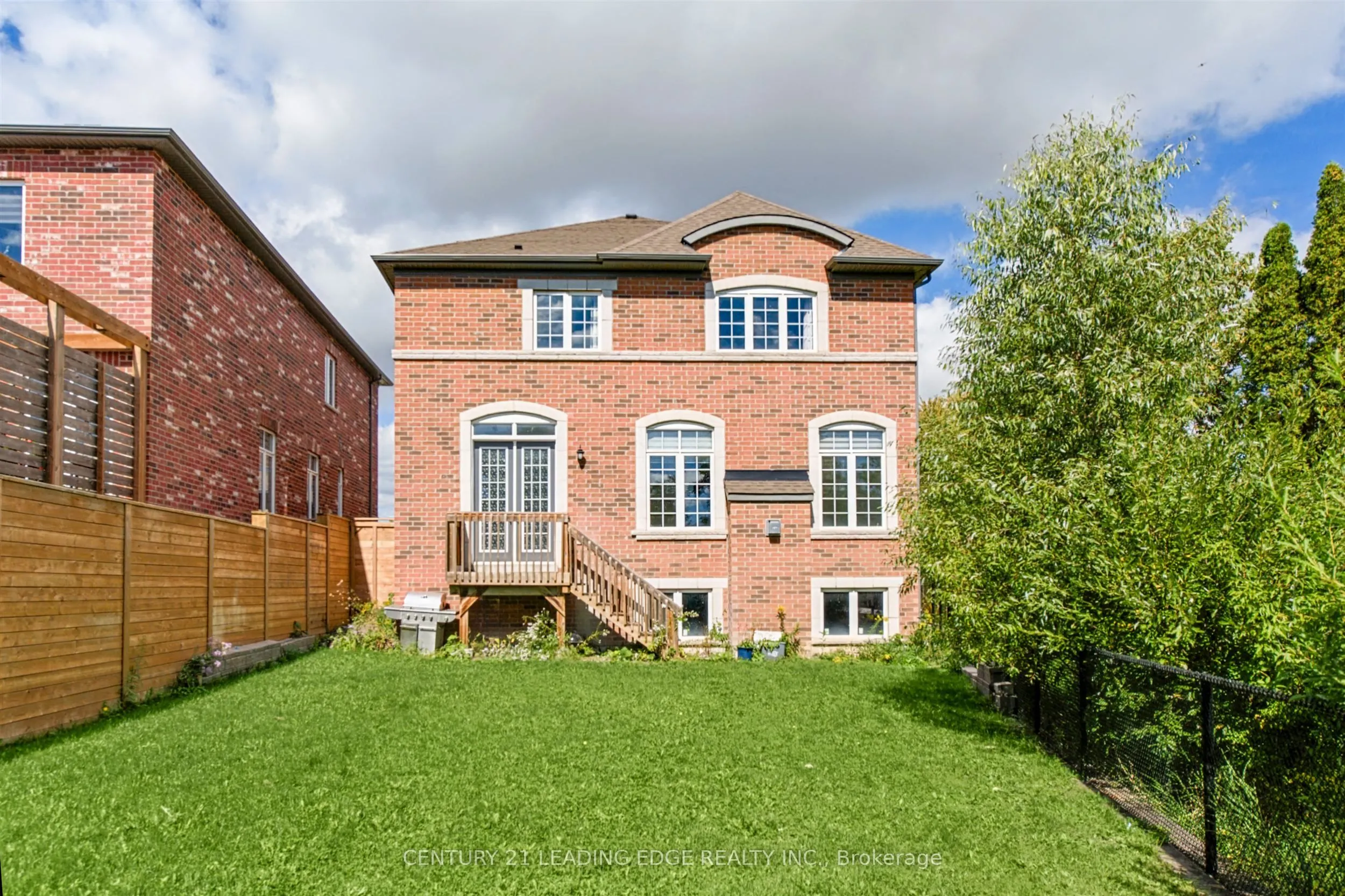 309 Gibson Circle