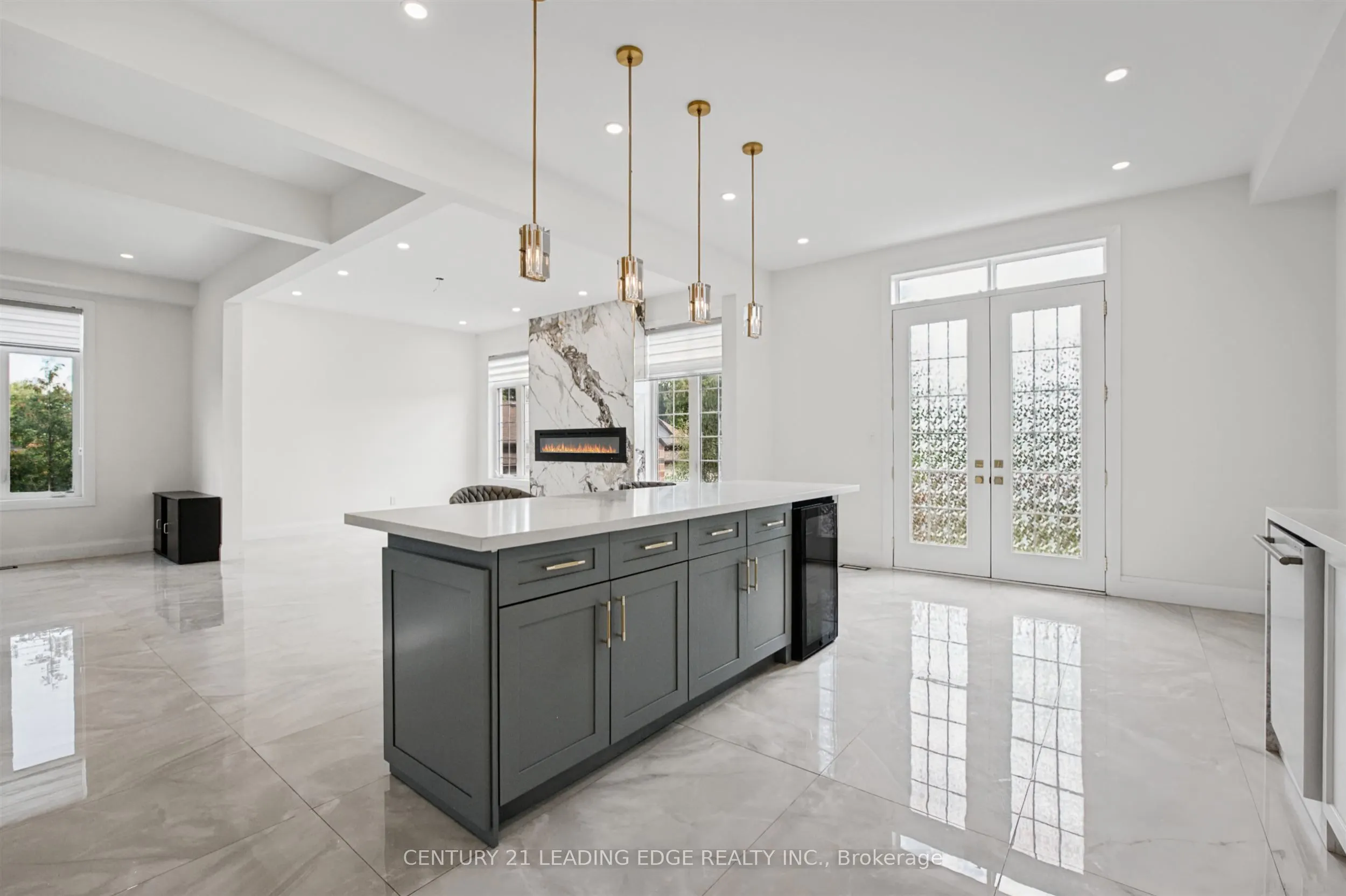 309 Gibson Circle